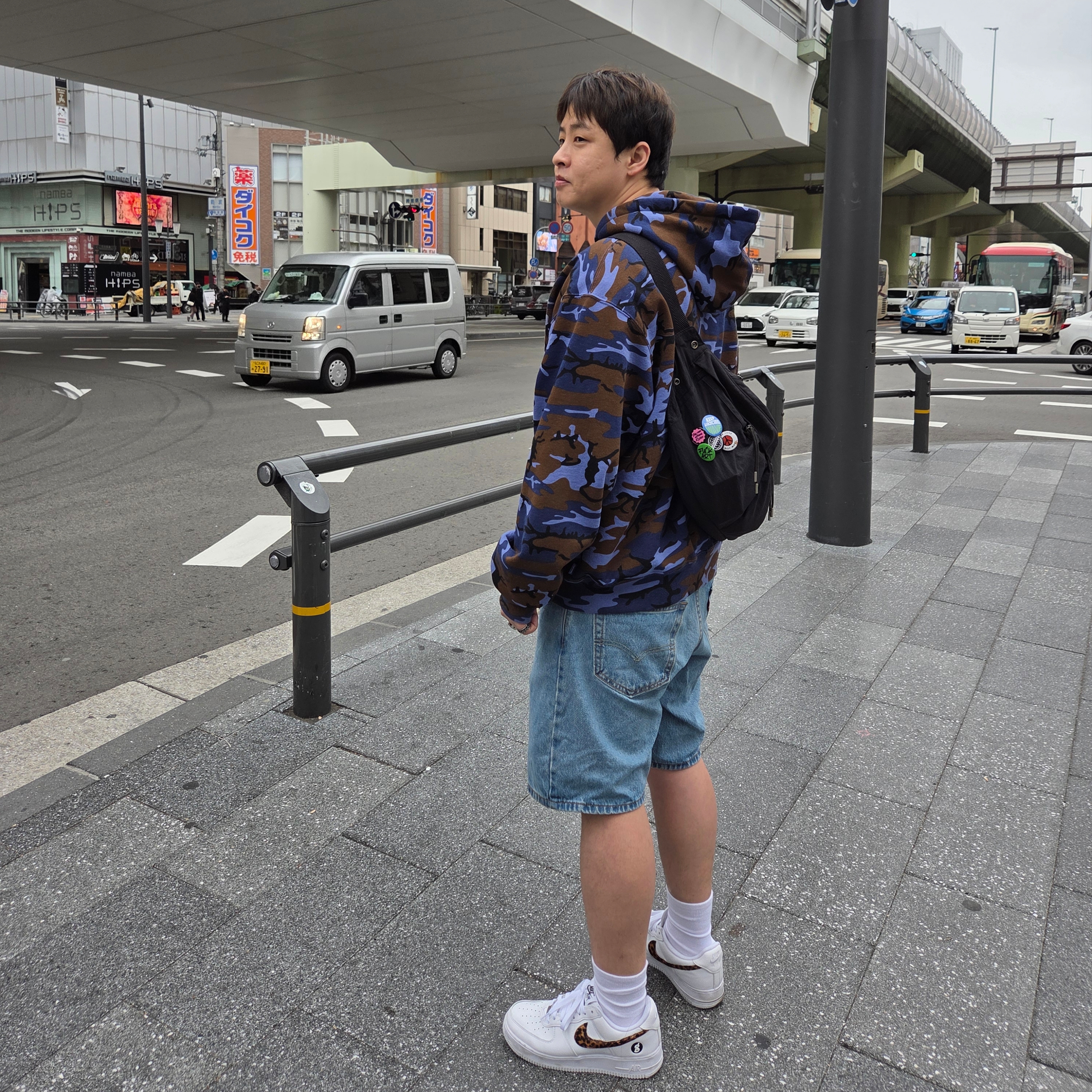Supreme Small Box Zip Up Hooded Sweatshirt Blue Camo - 25SS, Nike x Supreme x GOODENOUGH Air Force 1 Low White - 25SS 착용 스타일 - 1