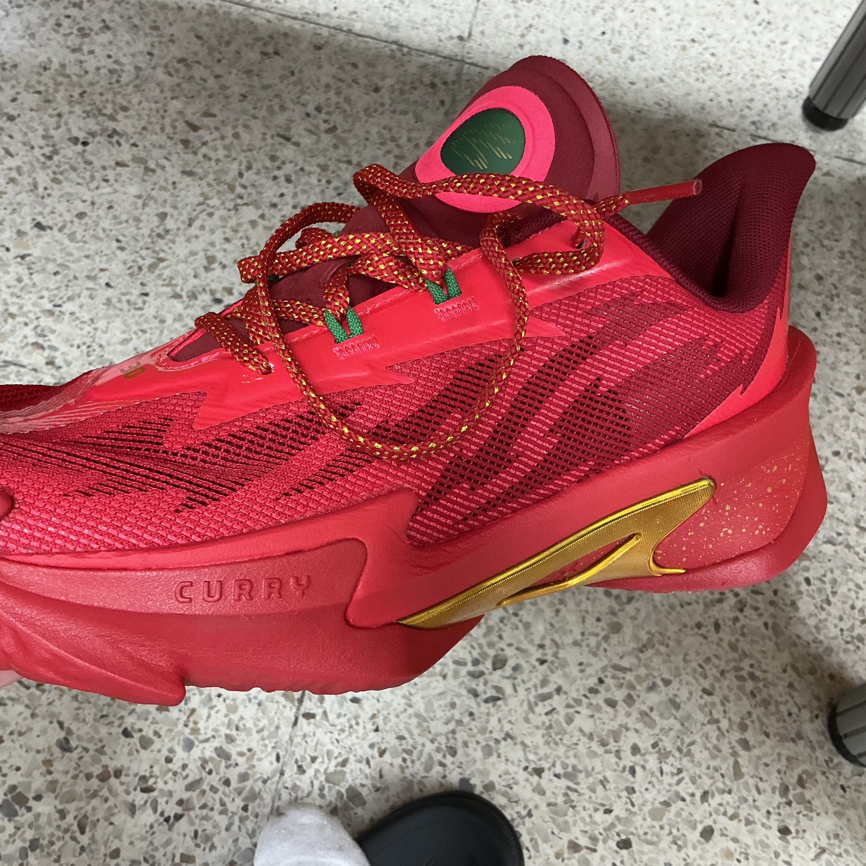 Under Armour Curry Series 7 Red Racer Red 착용 스타일 - 1