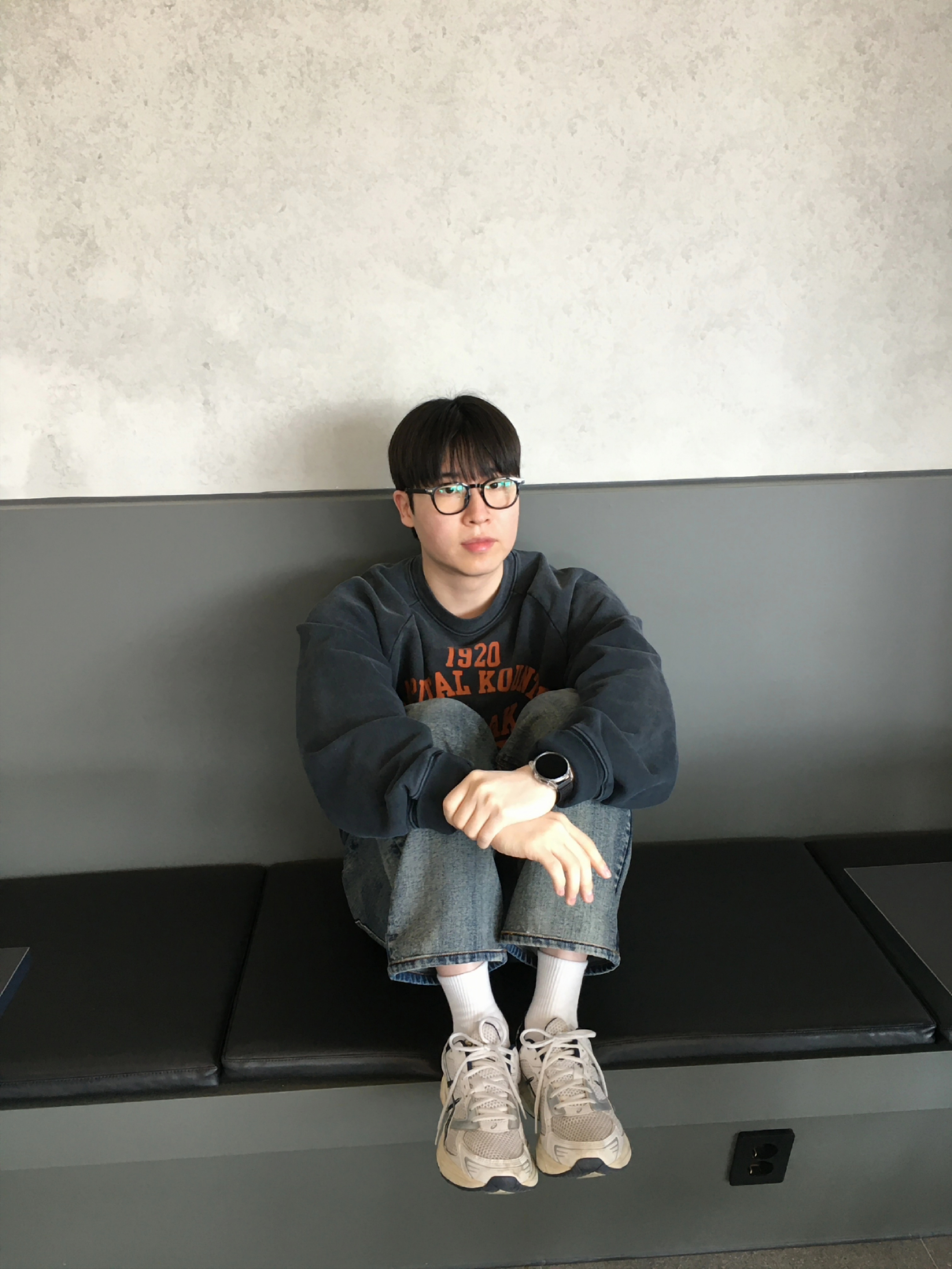 Kapital Raglan Crewneck Fleece Sweatshirt Speakeasy College Pt Black, Asics Gel-1130 White Pure Silver 착용 스타일 - 2