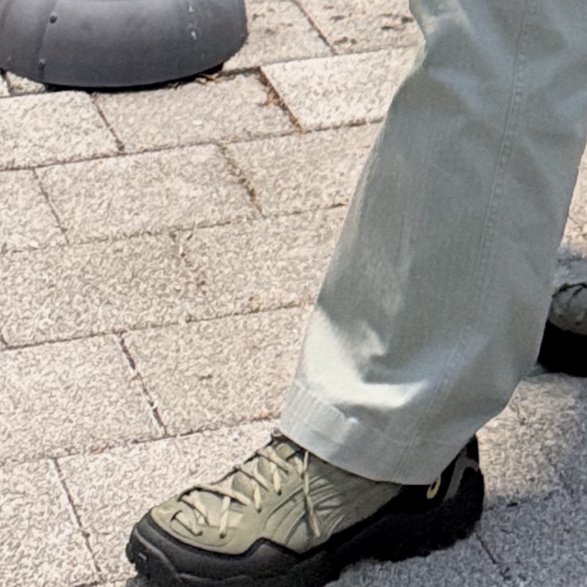 Asics Gel-Pickax Smog Green 착용 스타일