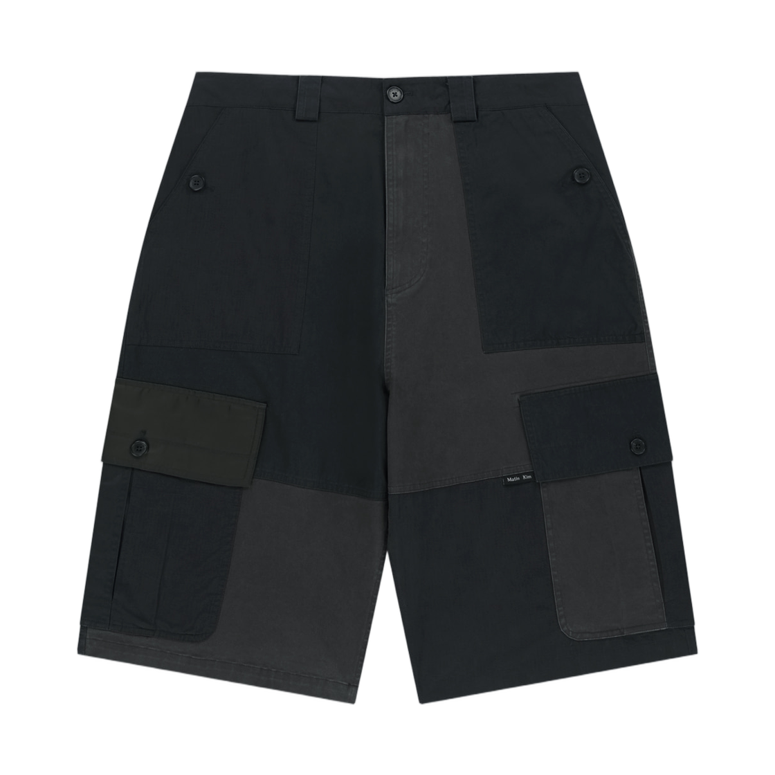 마뗑킴 패치워크 카고 버뮤다 팬츠 차콜(Matin Kim Patchwork Cargo Bermuda Pants In Charcoal)
