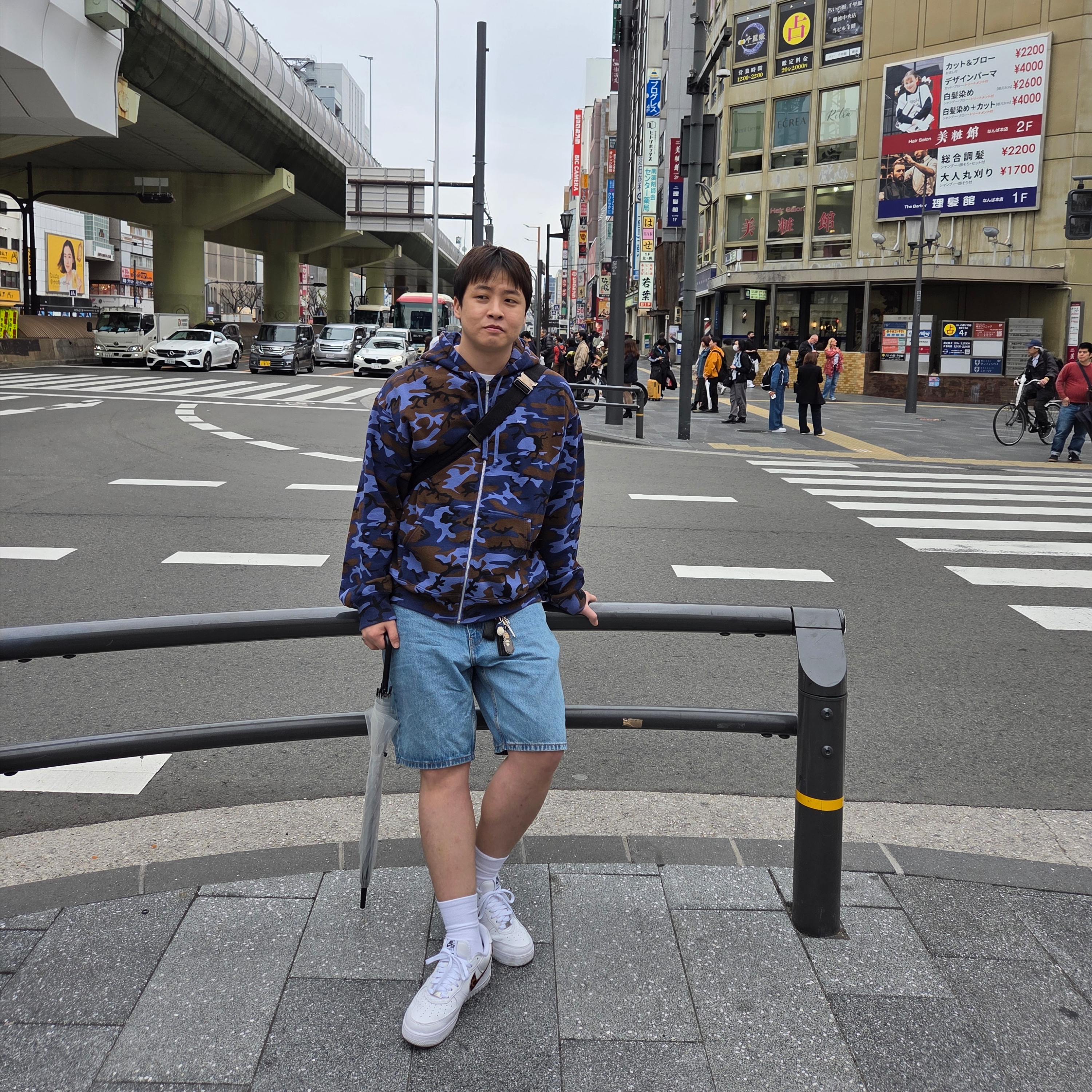 Supreme Small Box Zip Up Hooded Sweatshirt Blue Camo - 25SS, Nike x Supreme x GOODENOUGH Air Force 1 Low White - 25SS 착용 스타일 - 5
