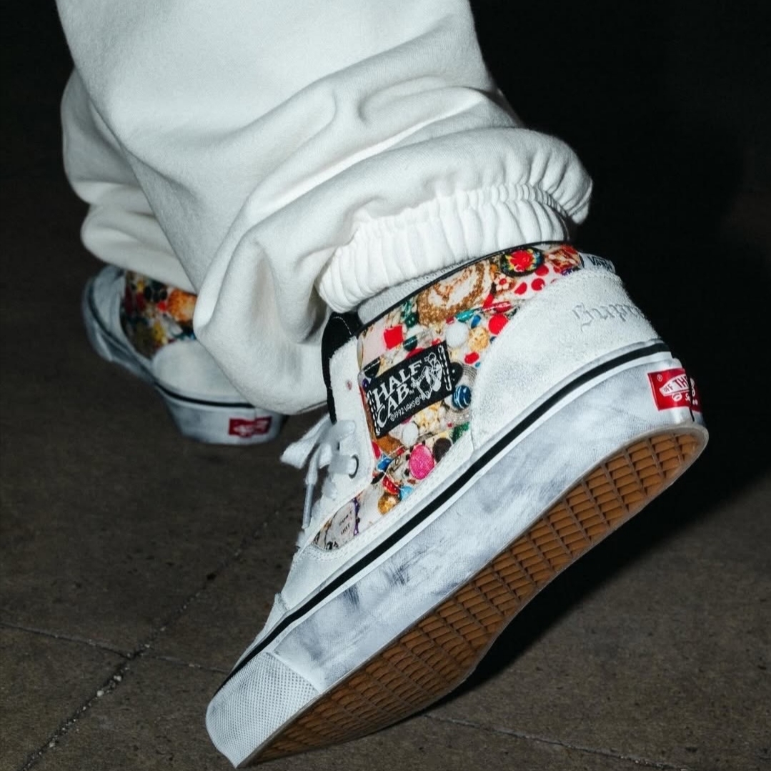 Vans x Supreme x Mike Kelley Half Cab White 착용 스타일