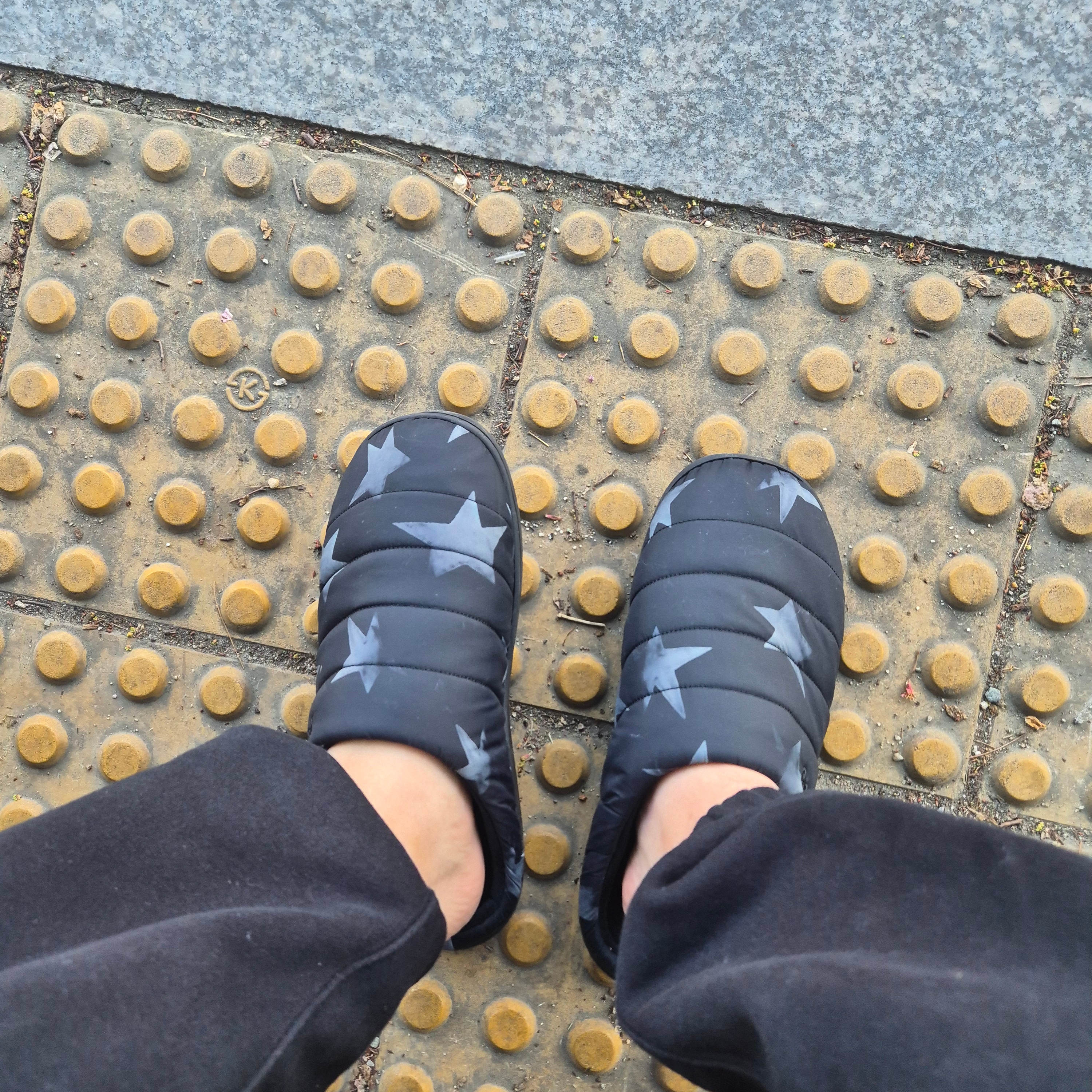 Subu Down Sandal Exclusive Star 착용 스타일