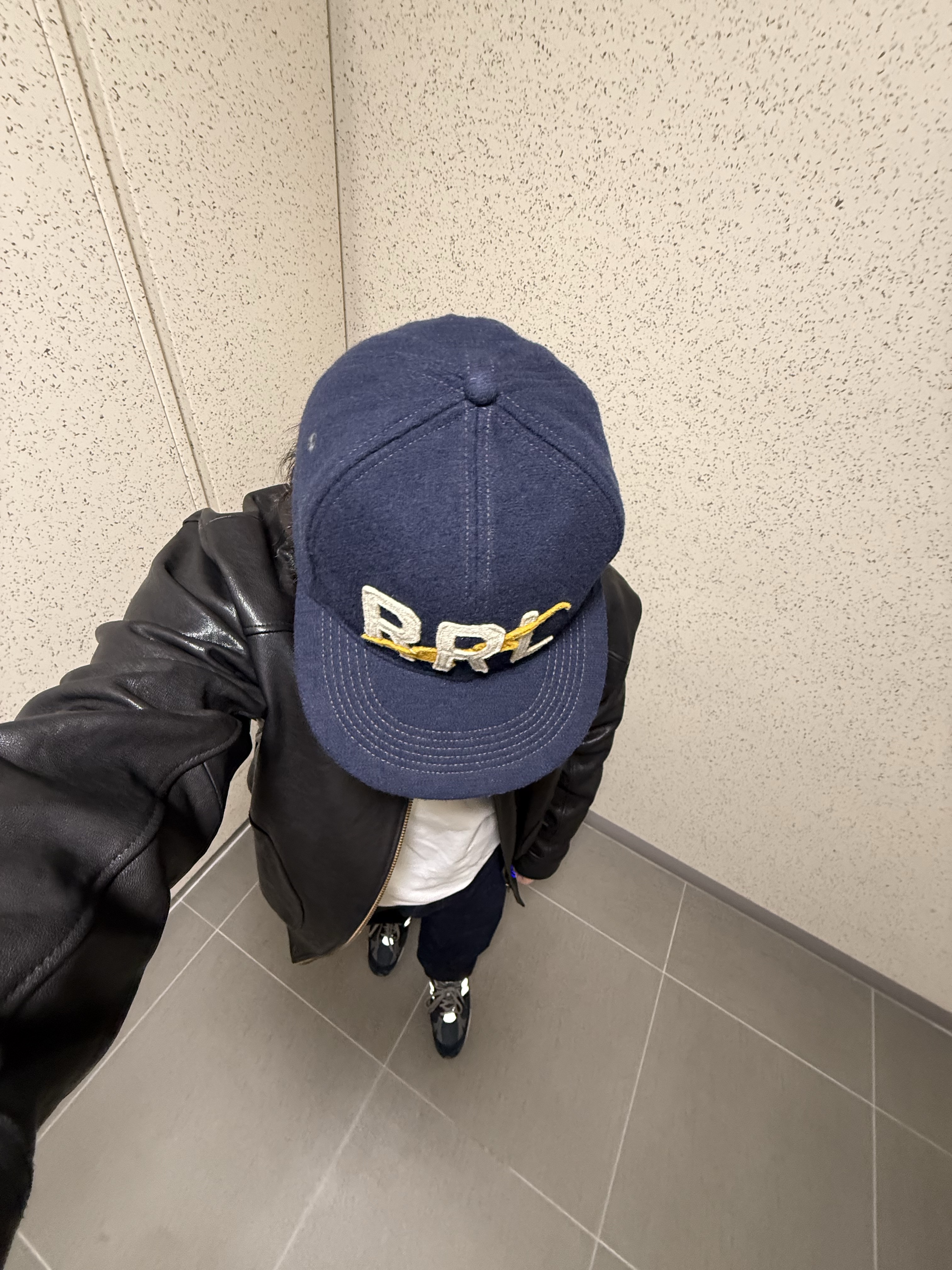 New Balance 991 Made in UK Navy 착용 스타일 - 3