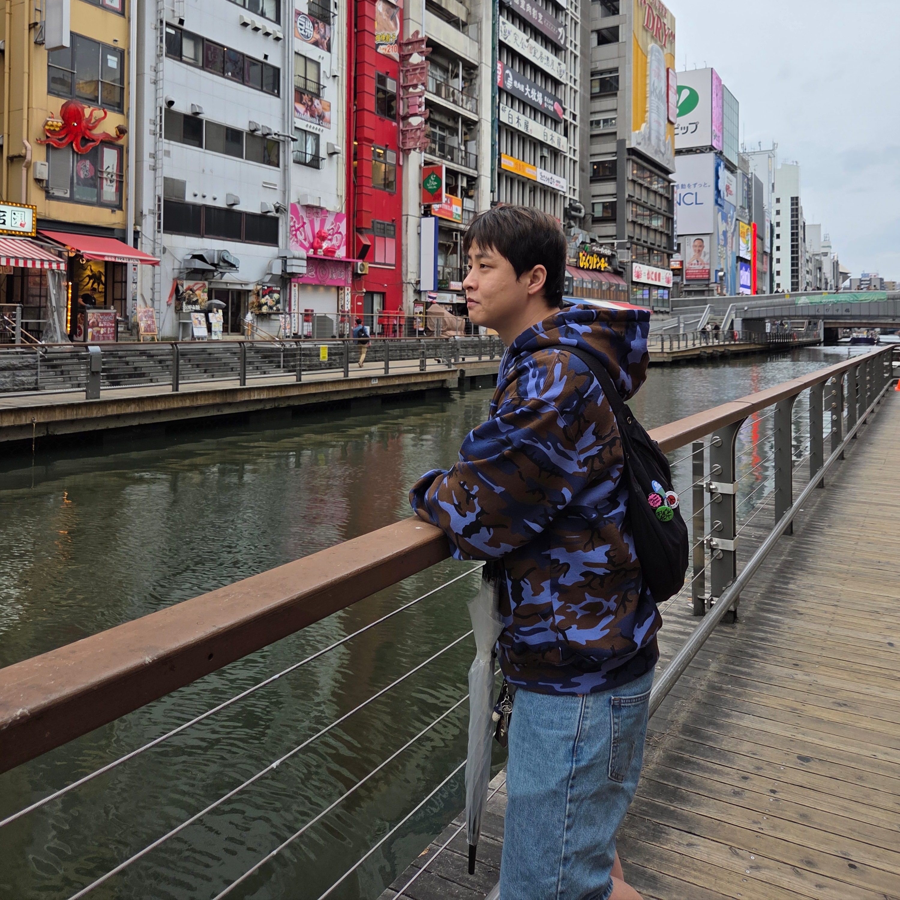 Supreme Small Box Zip Up Hooded Sweatshirt Blue Camo - 25SS, Nike x Supreme x GOODENOUGH Air Force 1 Low White - 25SS 착용 스타일 - 4