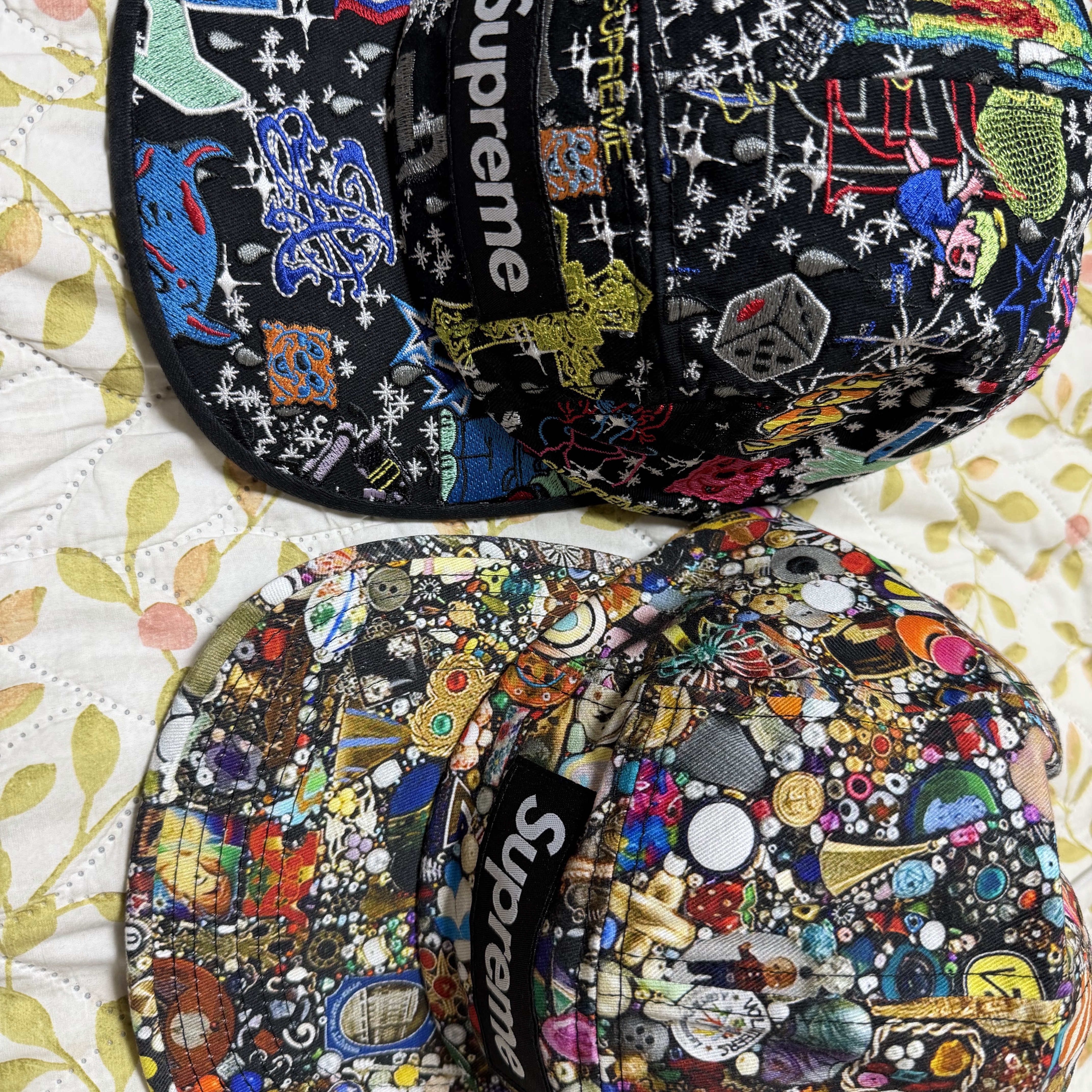 Supreme x Mike Kelley Camp Cap Multicolor - 26SS, Supreme AOI Embroidered Camp Cap Black - 25SS 착용 스타일 - 7