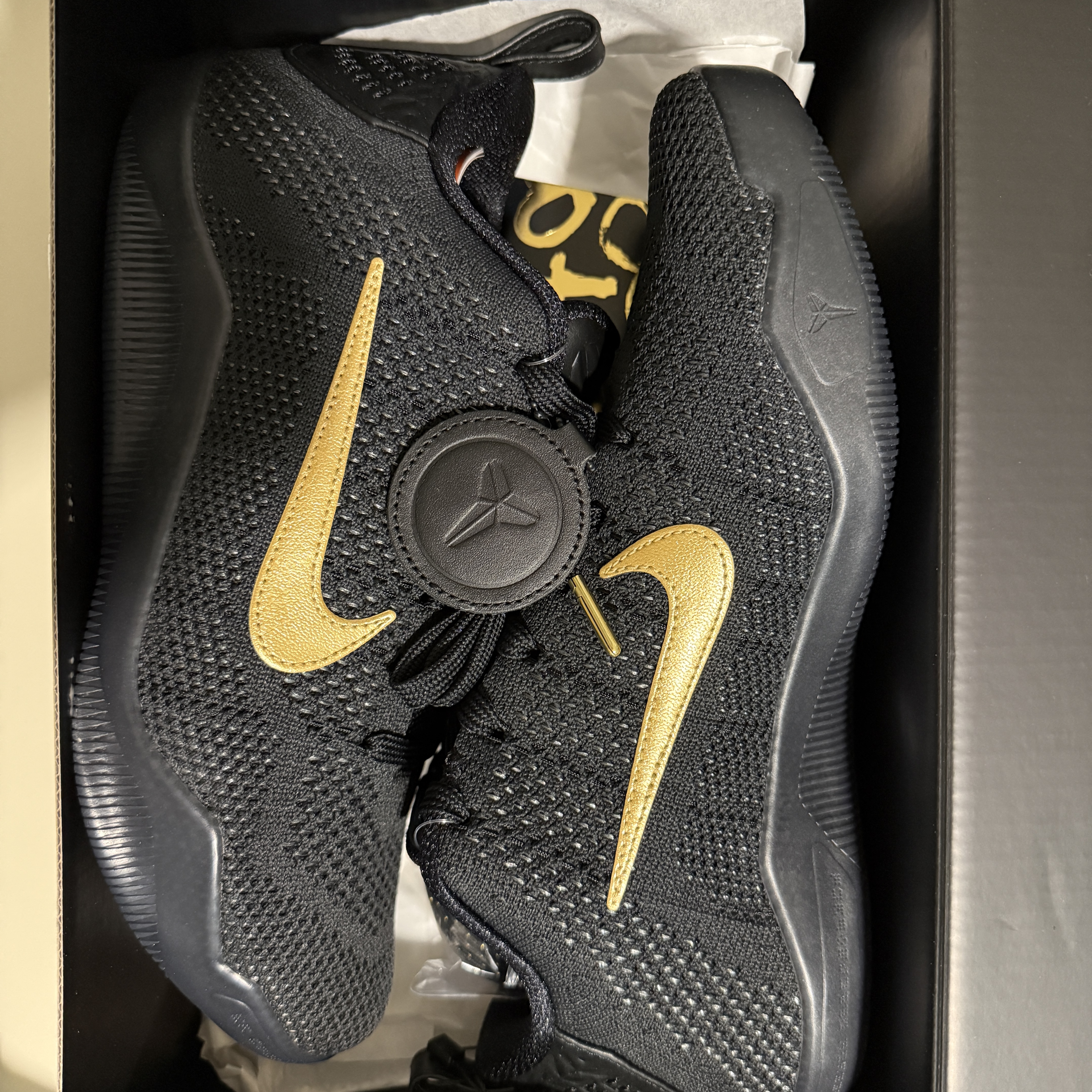 Kobe 11 Elite Protro Fade to Black 착용 스타일
