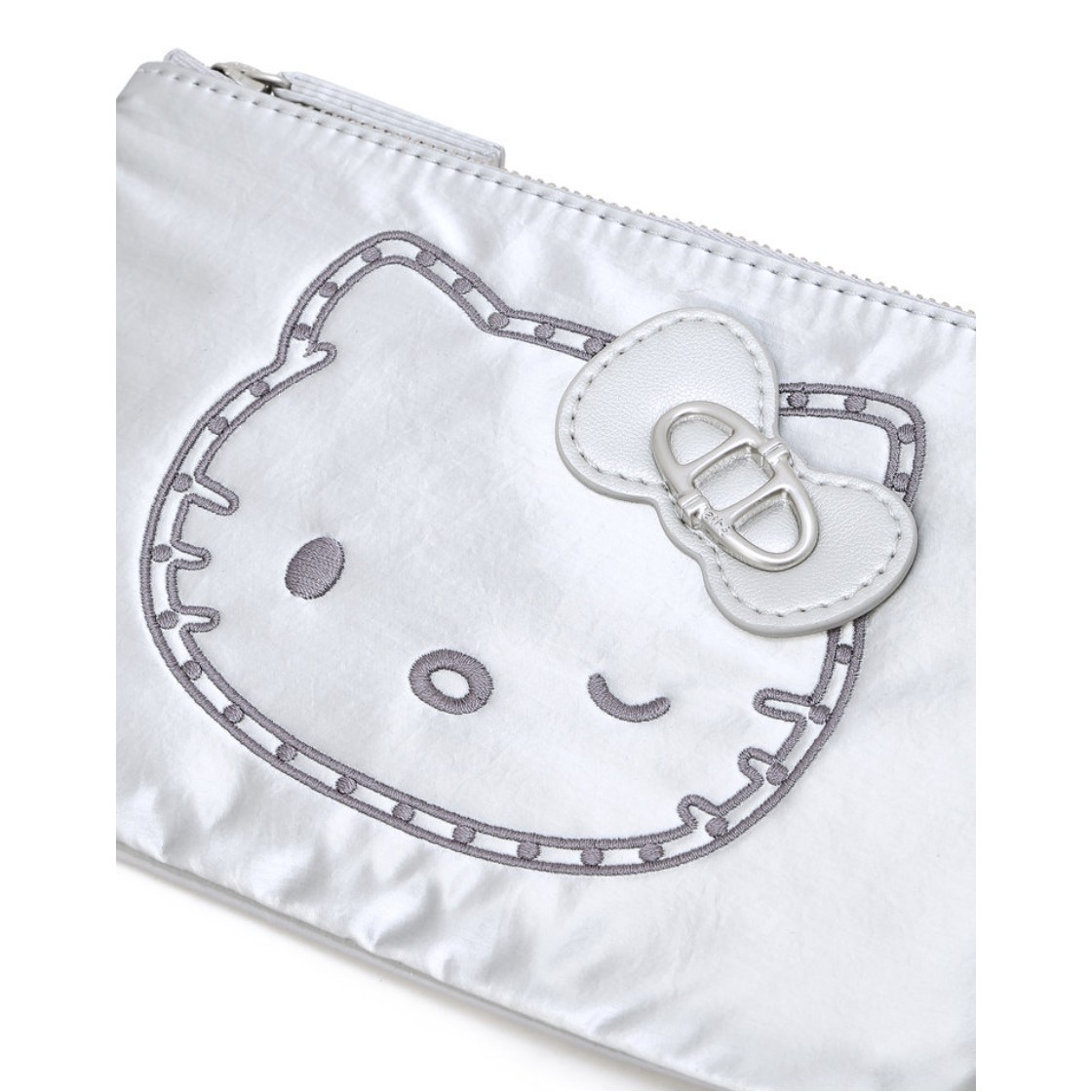 아떼 바네사브루노 액세사리 헬로 키티 x 아떼 터드 실버 르봉 파우치 AAWA6E004SV(Athe Vanessabruno Acc Hello Kitty X Athe Studded Silver Le Bon Pouch  Silver) - 4