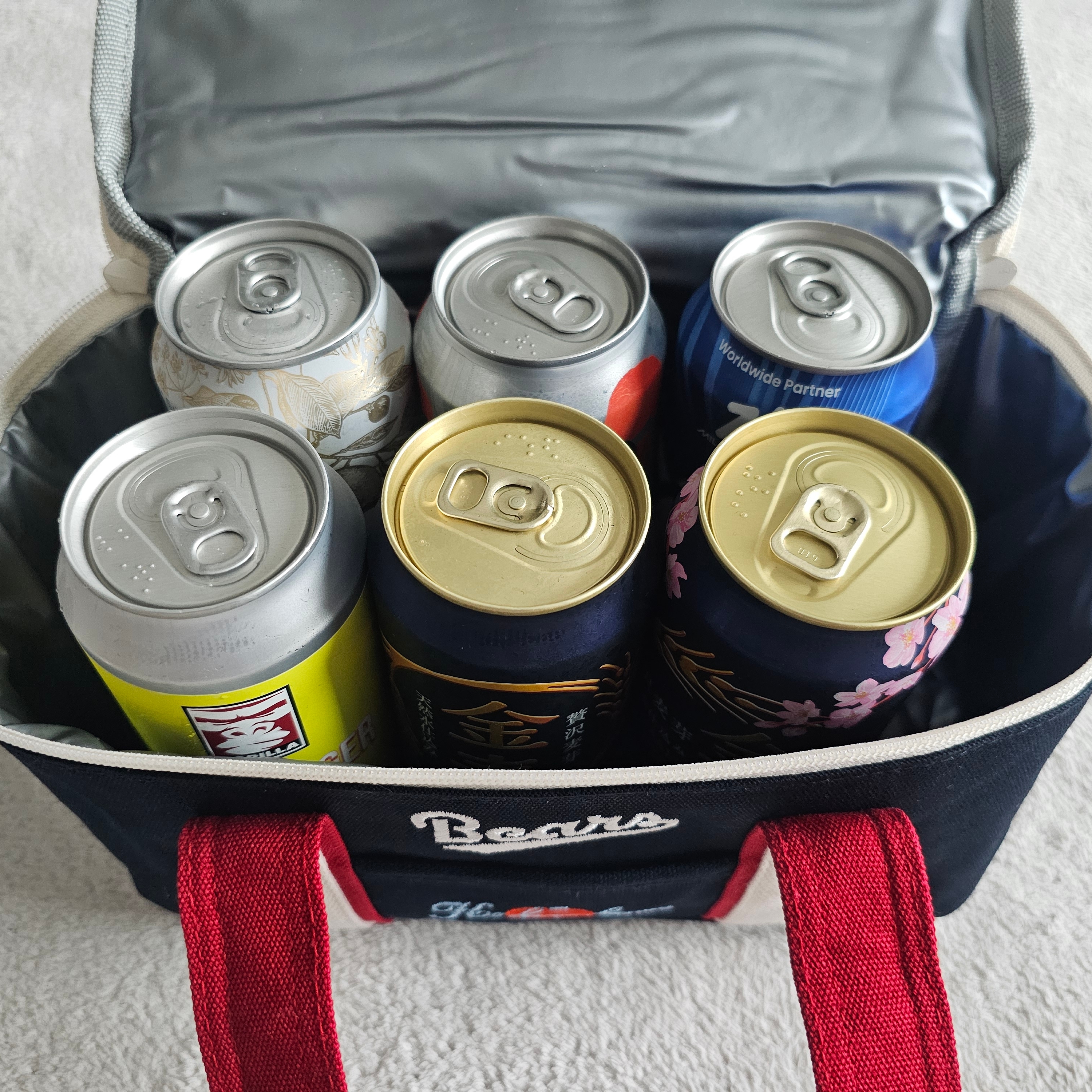 [KREAM 단독] Doosan Bears x Kokorokara Hustle Pudding 2pcs & Kokoro Bear Keyring & Cooler Bag Full Set 착용 스타일 - 4