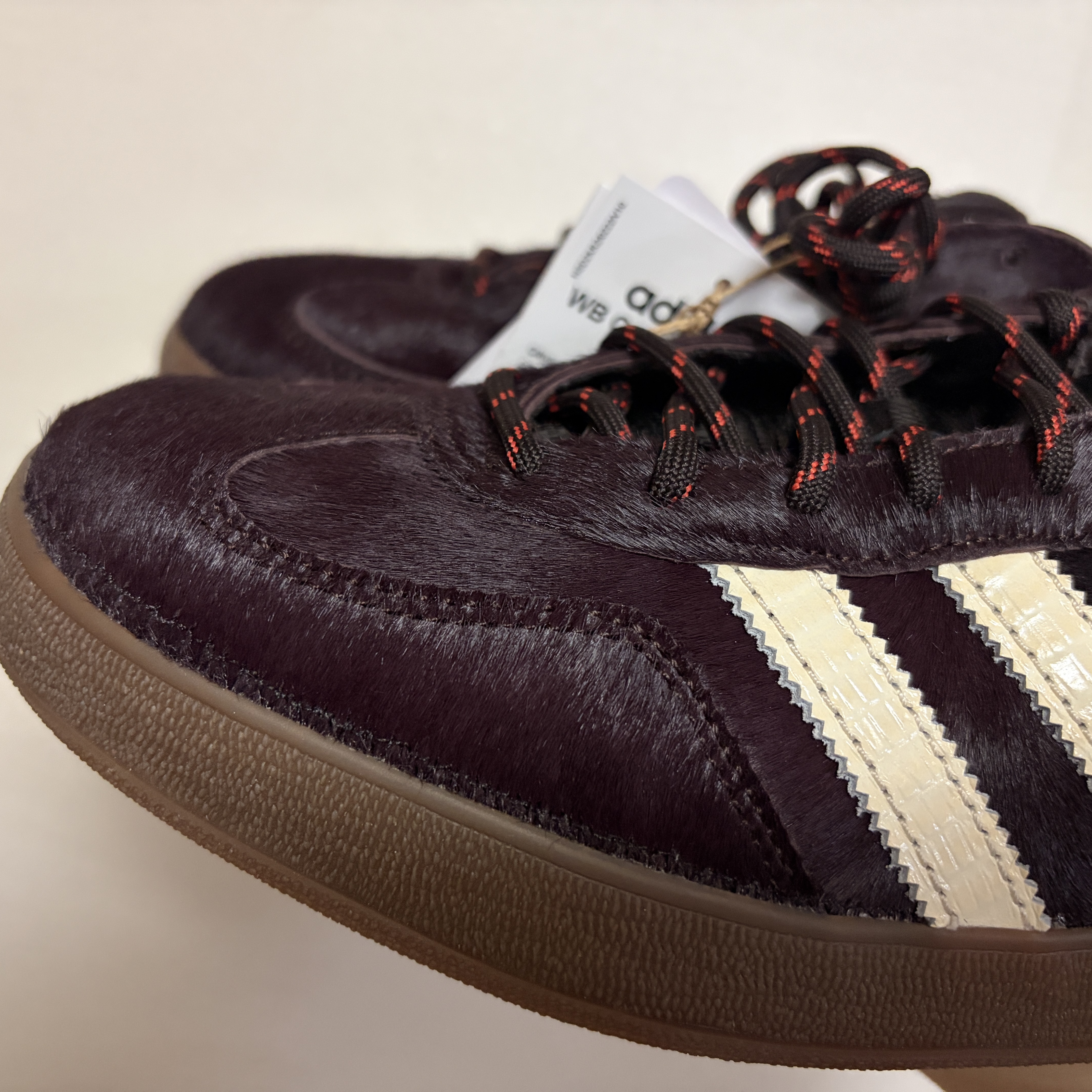 Adidas x Wales Bonner Gazelle Pony Aurora Coffee Wonder White 착용 스타일 - 2