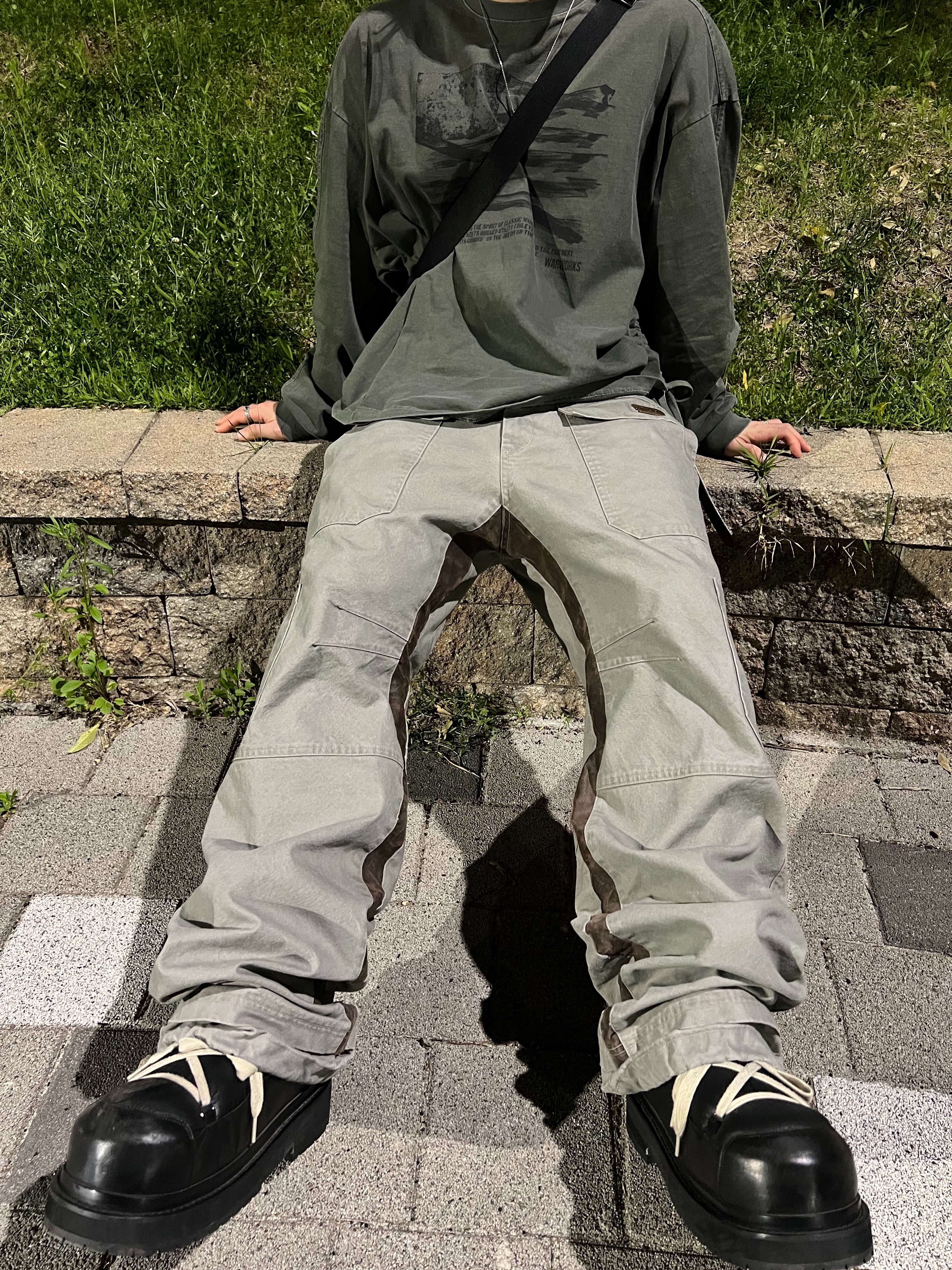 Wapworks Wp Military Shirring Crop Crewneck Khaki, Safarispot Basic Safari Keyring Card Wallet Black 착용 스타일 - 3