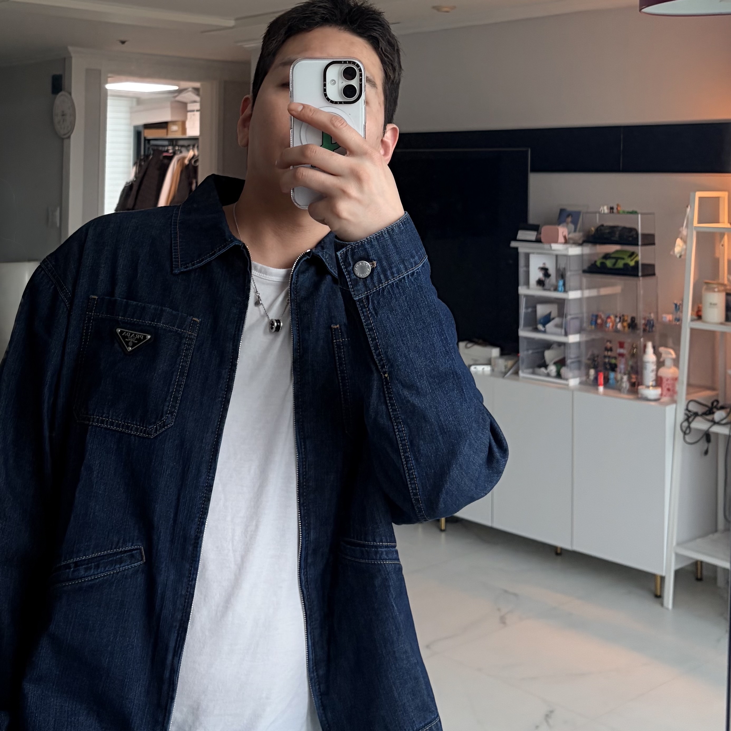 Prada Light Denim Zipper Jacket Navy 착용 스타일 - 2