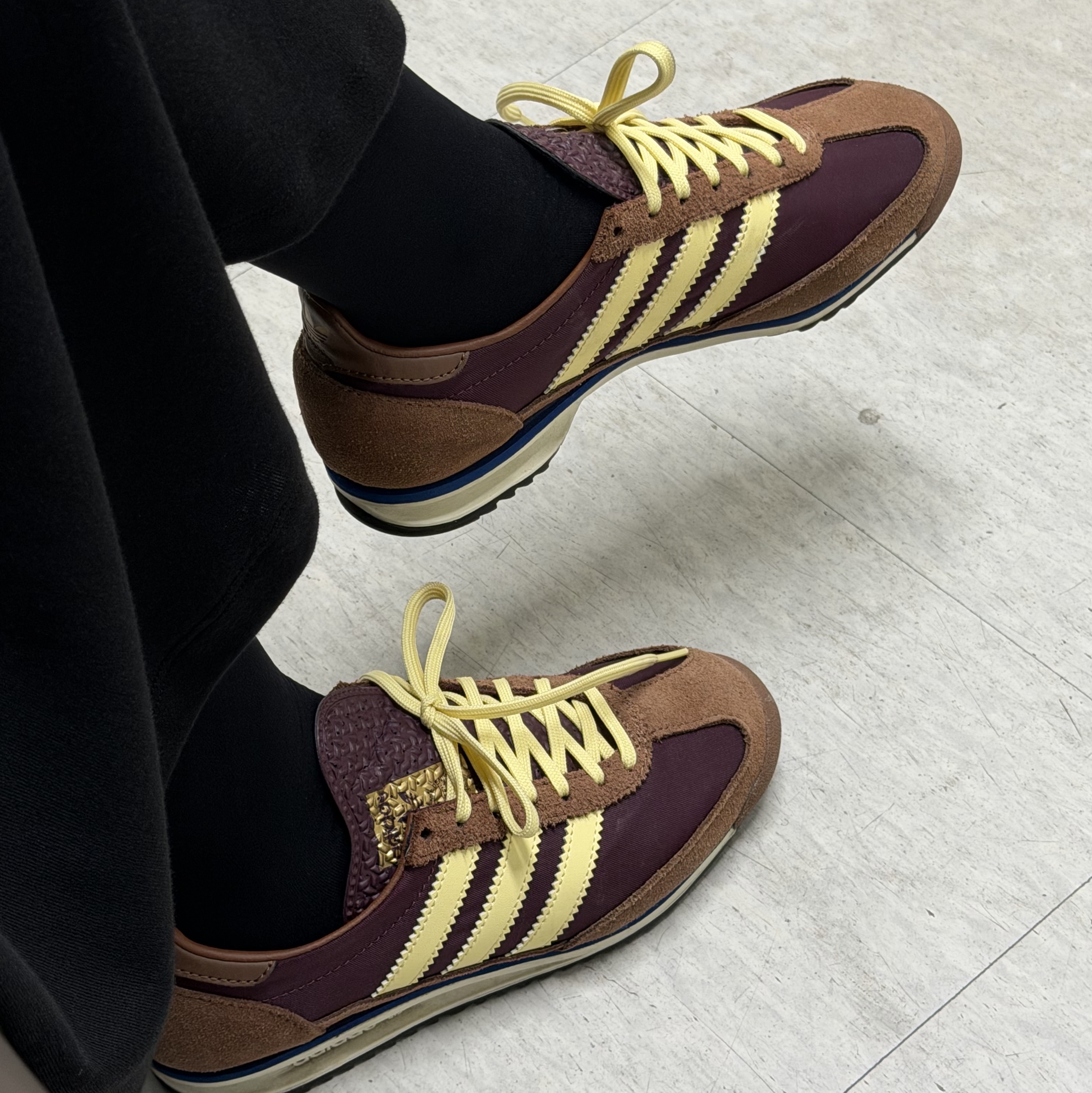 (W) Adidas SL 72 OG Maroon Almost Yellow 착용 스타일