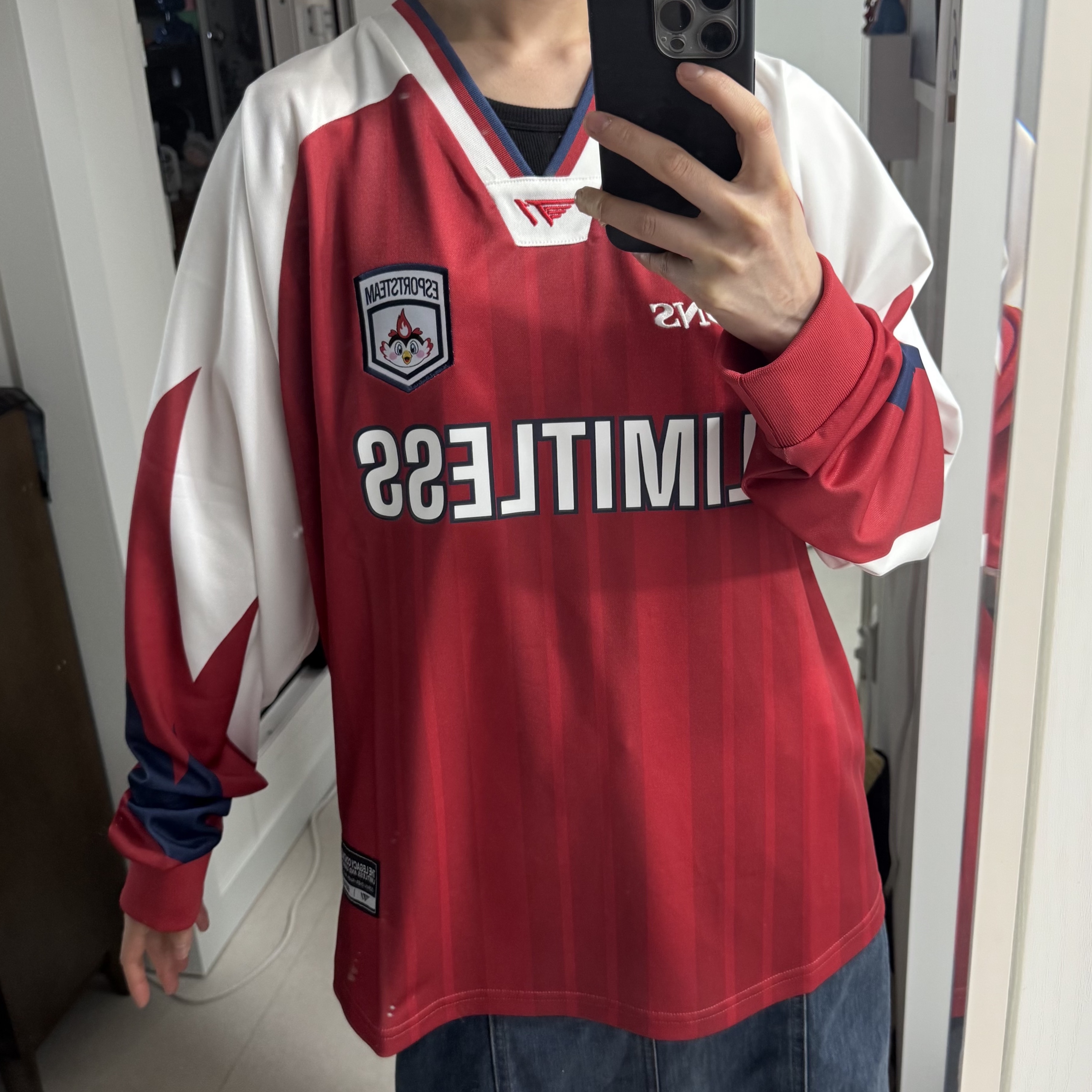 BDNS x T1 Long Sleeve Jersey Red 착용 스타일