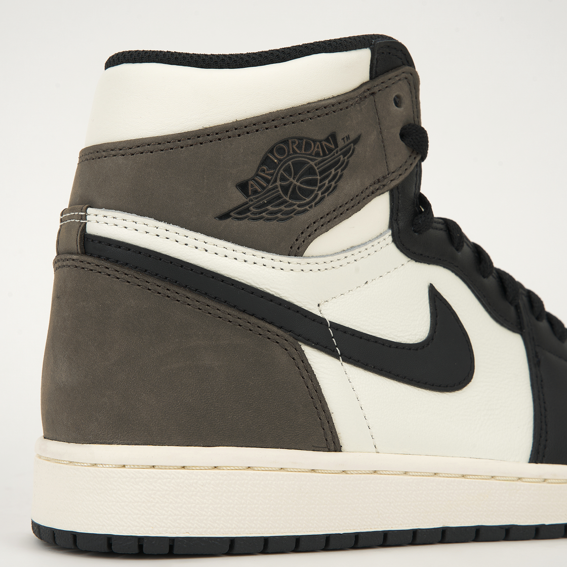 조던 1 레트로 하이 OG 블랙 모카(Jordan 1 Retro High OG Black Mocha) - 8