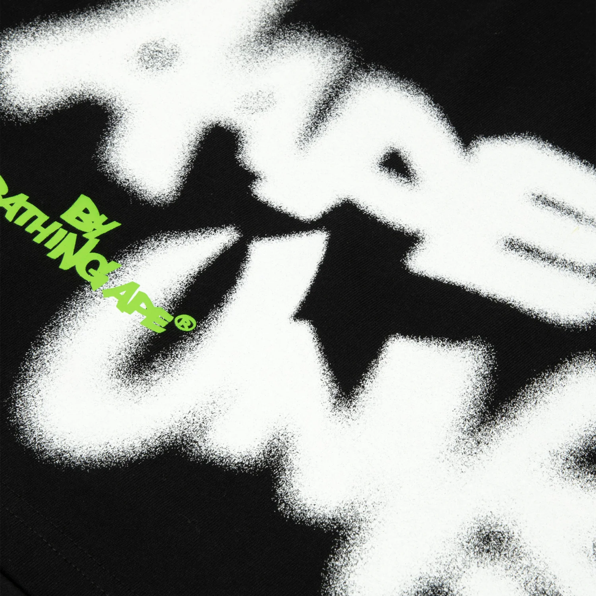 에이프 테마 메인 유니버스 문페이스 그래픽 티 - 26SS(AAPE Theme Main Universe Moonface Graphic Tee - 26SS) - 5