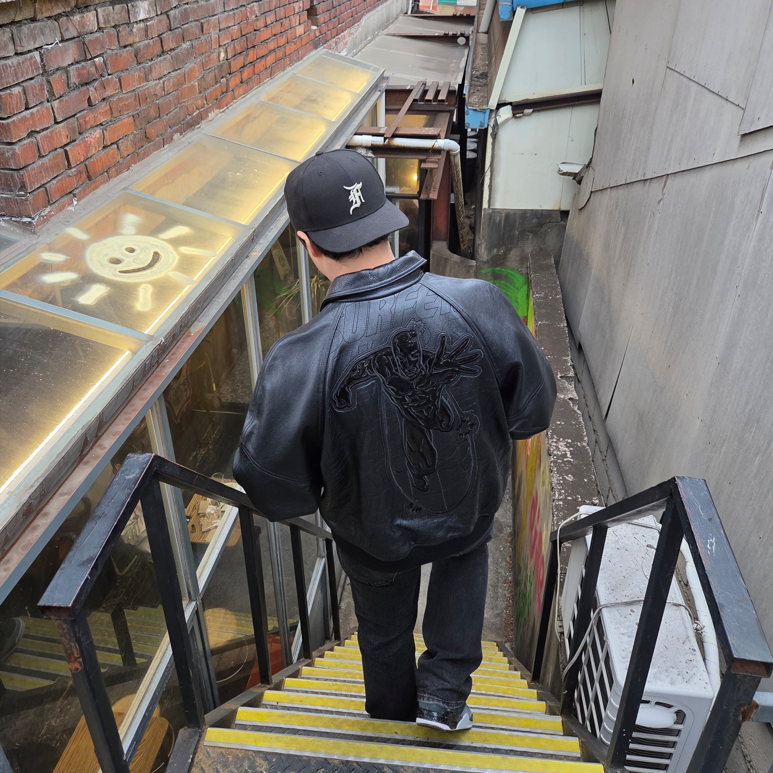 Supreme Silver Surfer Leather Varsity Jacket Black - 22SS, Jordan 4 Retro Fear 2024 착용 스타일 - 2