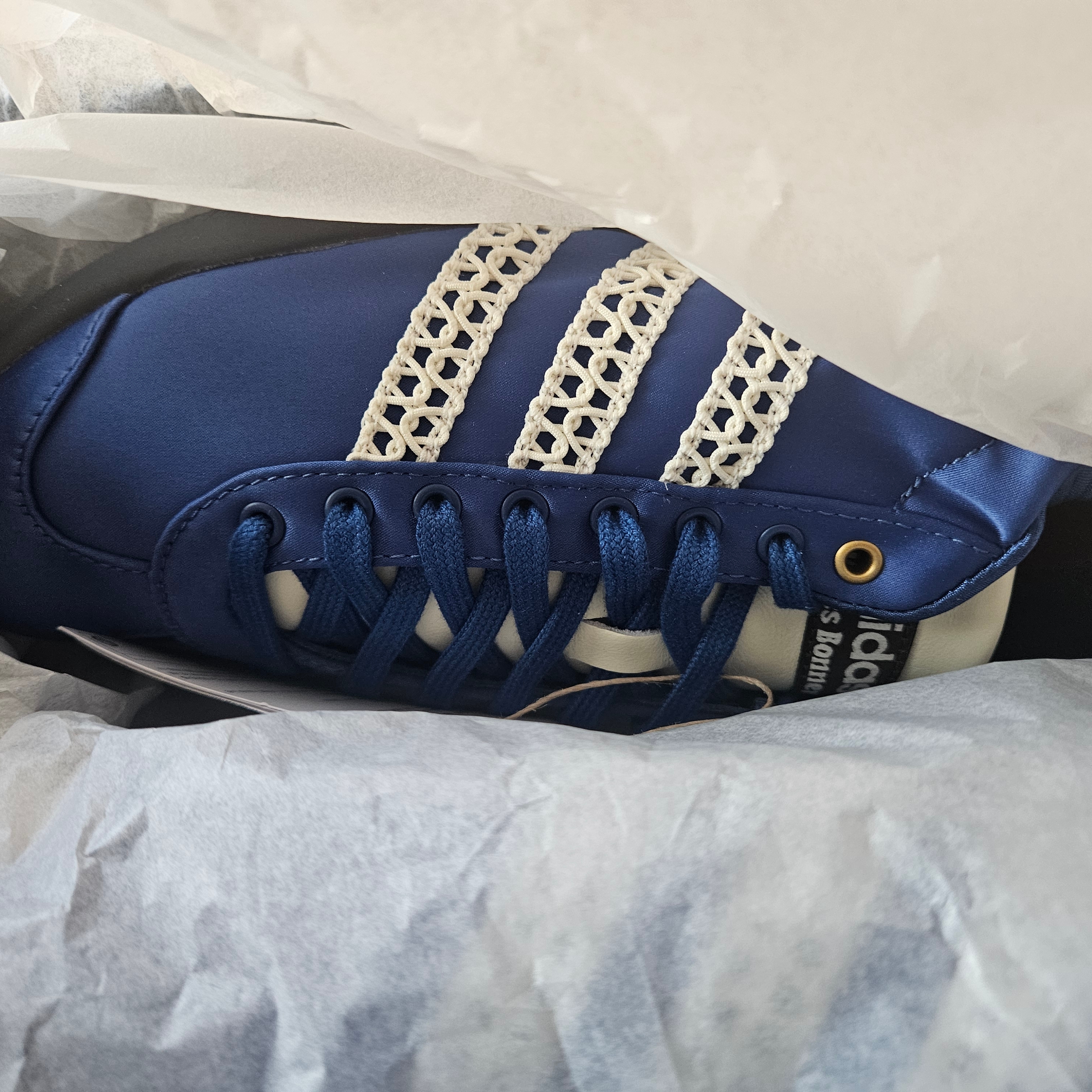 Adidas x Wales Bonner Karintha Satin Supplier Color Blue 착용 스타일
