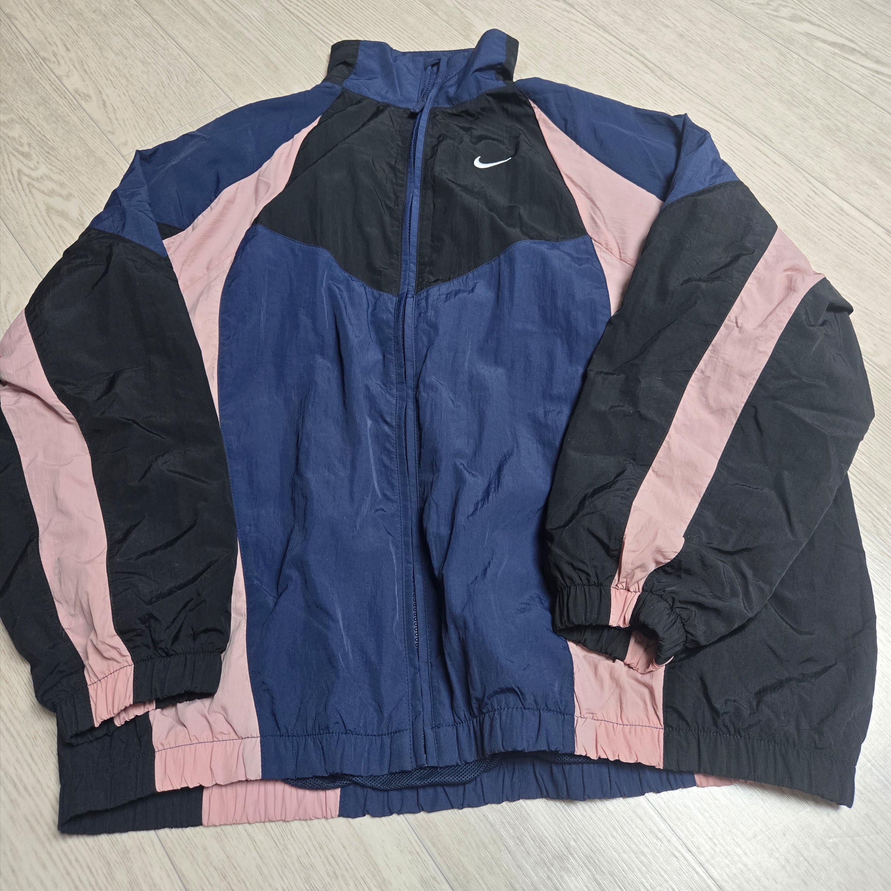 (W) Nike NSW Oversized Track Jacket Midnight Navy Black - Asia 착용 스타일