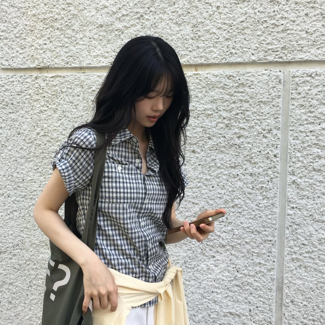 SPORT CHAMBER SC Square Check Roll-up Shirt WHITE 착용 스타일 - 2