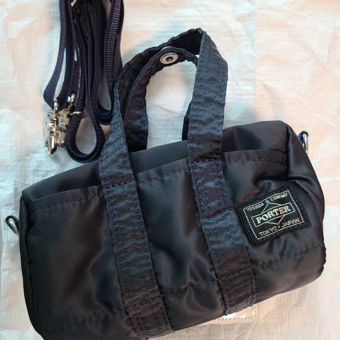 Porter Howl 2Way Boston Bag Mini Navy Blue 착용 스타일