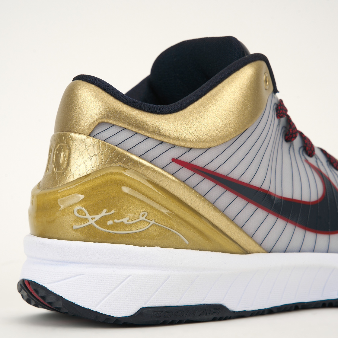 나이키 코비 4 프로트로 메탈릭 골드 앤 다크 옵시디언(Nike Kobe 4 Protro Metallic Gold and Dark Obsidian) - 8