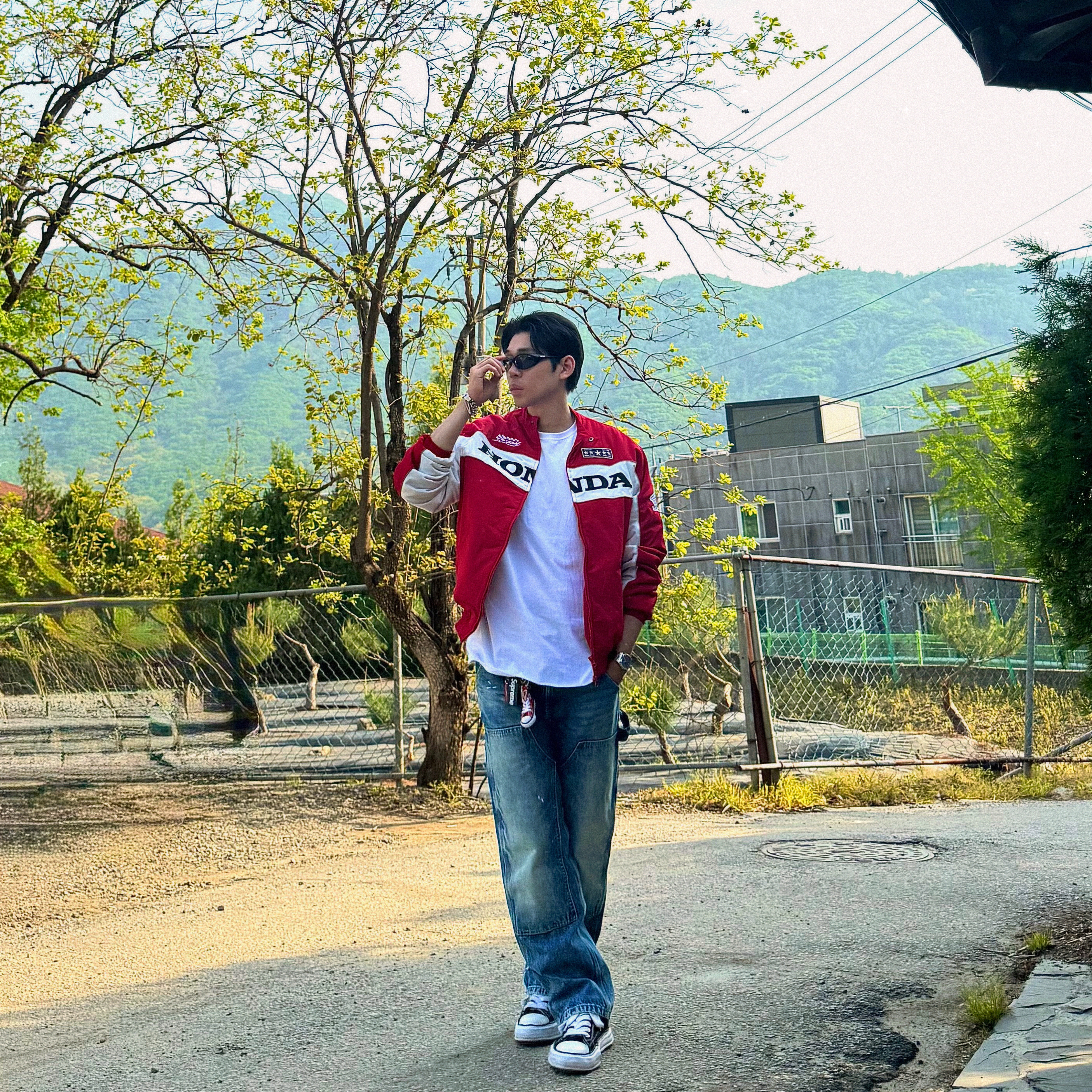 Honda Piping Motorcycle Blouson Jacket Red, Supreme Ripstop Keychain Woodland Camo - 24SS 착용 스타일