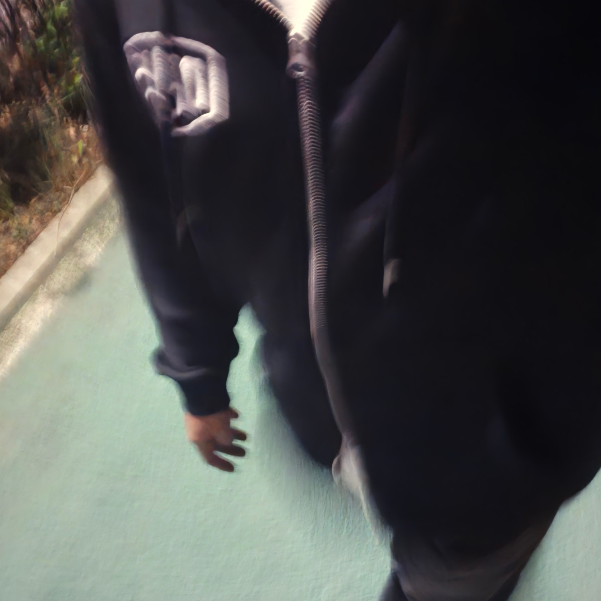 Deus Ex Machina College Address Hoodie Zip Up Black 착용 스타일