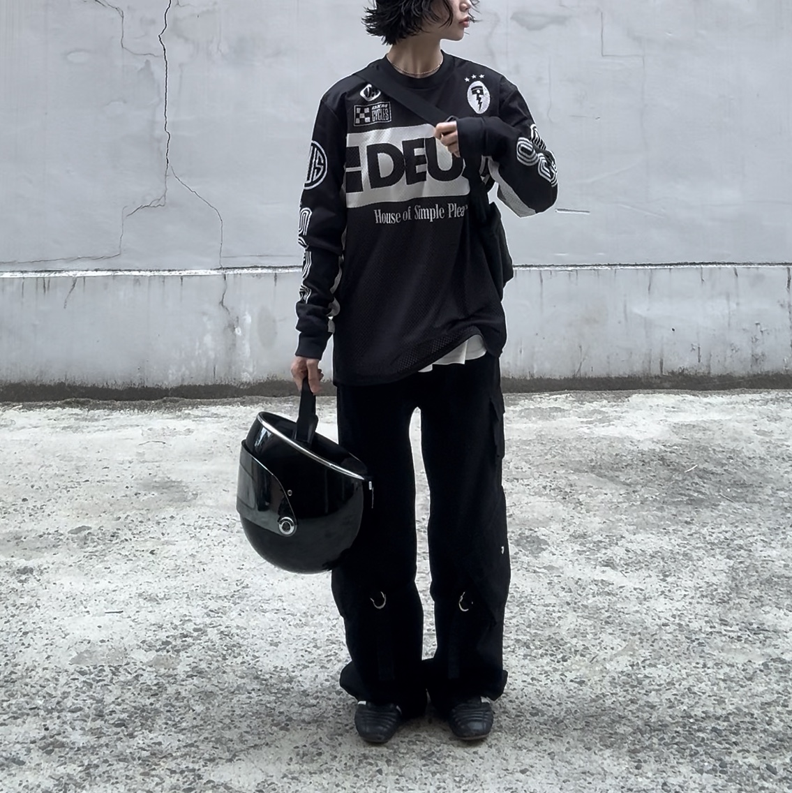 Deus Ex Machina Off Road MX Jersey Black, (W) Adidas Taekwondo Core Black Cloud White 착용 스타일 - 1