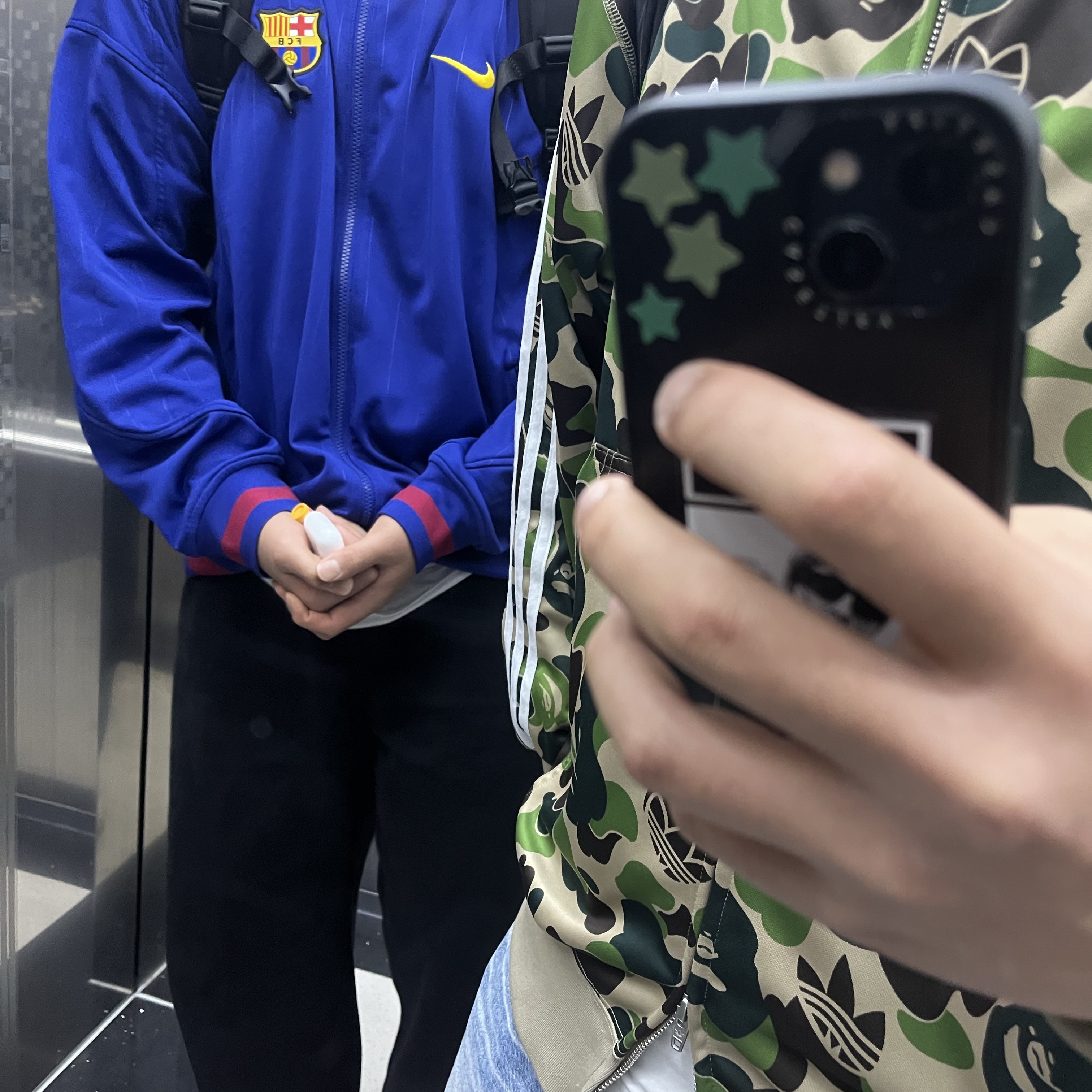 Nike FC Barcelona Academy Pro Home Dri-Fit Football Anthem Jacket Deep Royal Blue Noble Red (Non Marking Ver.), Adidas x BAPE Shark Track Hoodie Jacket Crew Green - US Sizing 착용 스타일