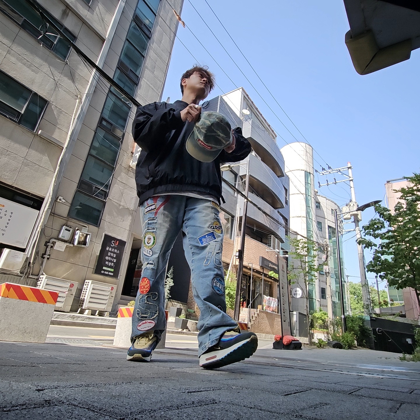 Supreme Denim Camp Cap Dirty Indigo - 25FW, Nike x Sean Wotherspoon Air Max 1/97 착용 스타일 - 1