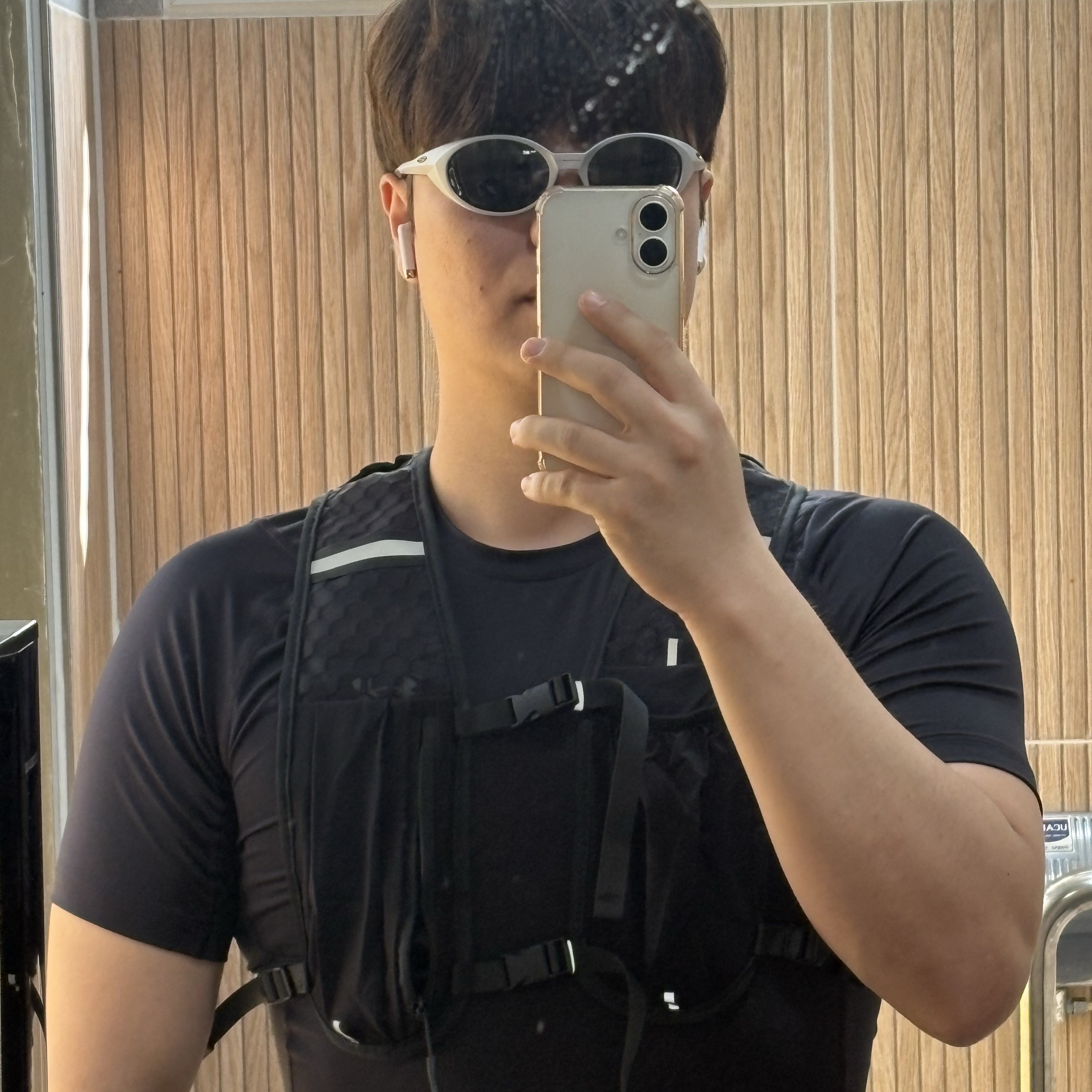 Under Armour HeatGear T-Shirt Black, Rolex Datejust 36mm 126233 Olive Green Roman Diamond-Set Jubilee 착용 스타일 - 1