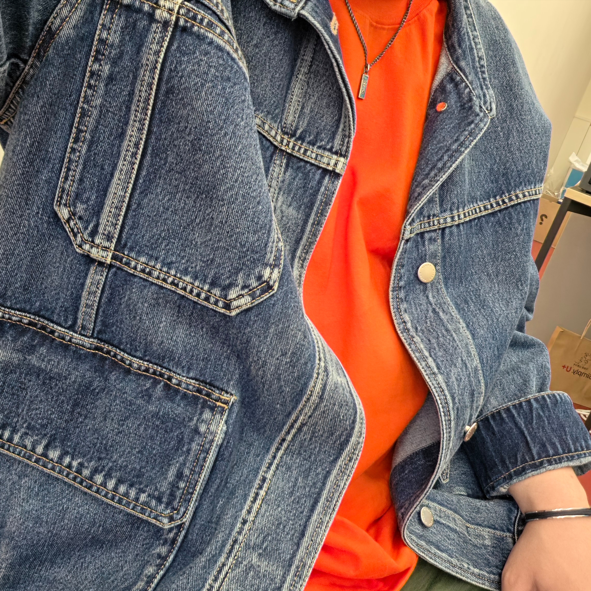 Solid Homme Denim Washing Jumper Grey - 23SS, Gucci Necklace With Enamel Pendant Silver 착용 스타일 - 1