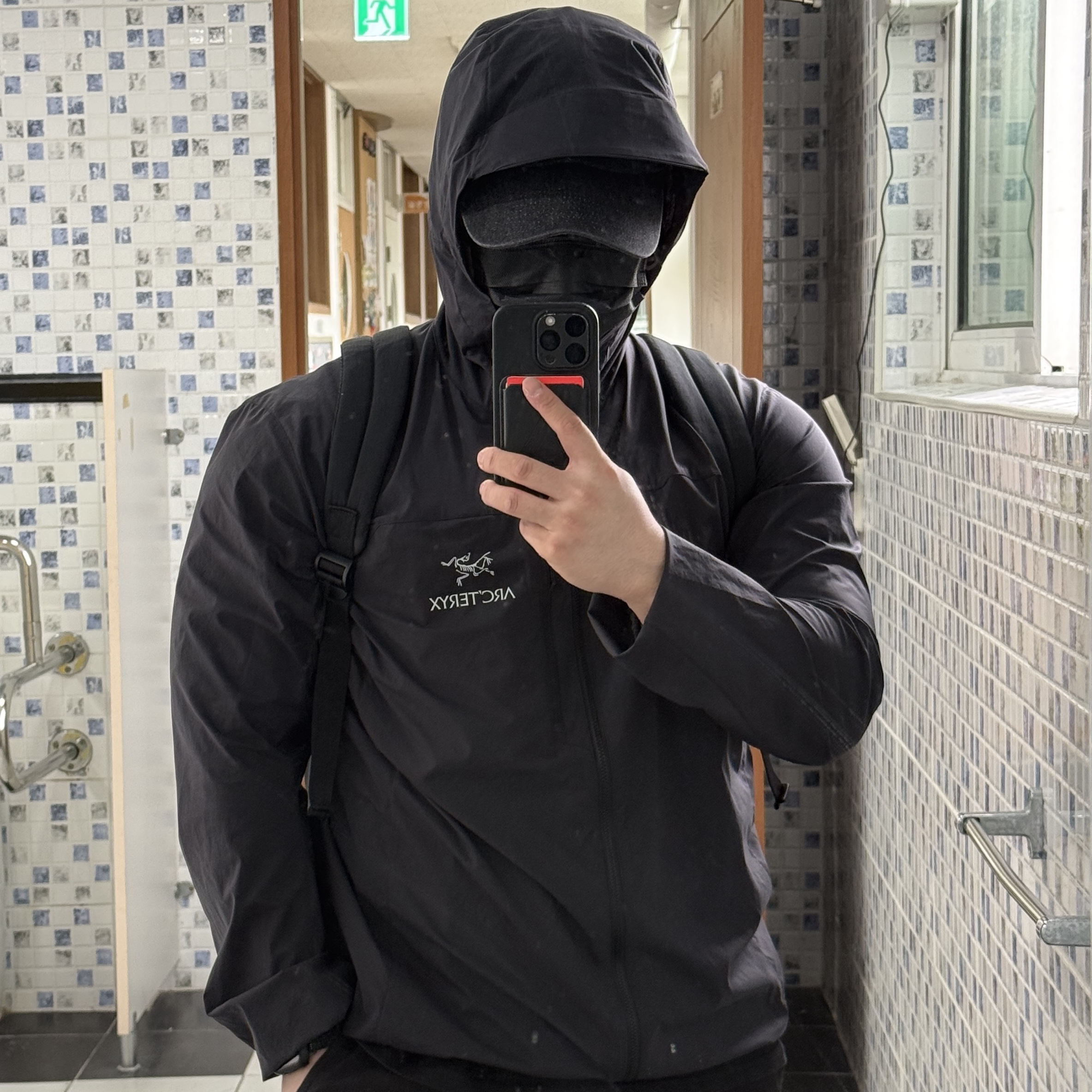 Arc'teryx Squamish Hoody Black 착용 스타일