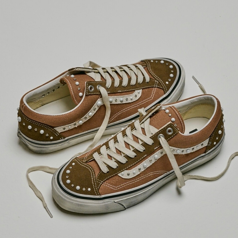 Vans LX Old Skool 36 Pearlized Vintage Cocoa Brown 착용 스타일