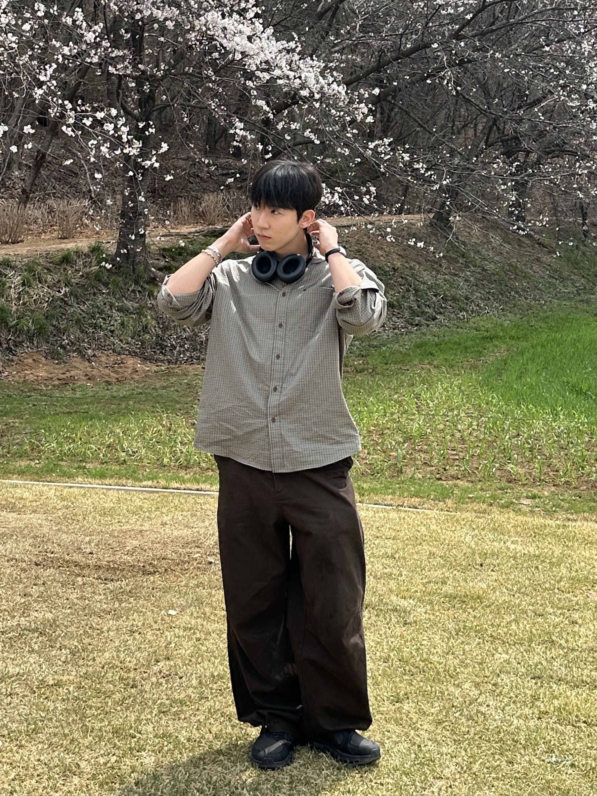 On Running x Post Archive Faction (Paf) Cloudmonster 2 Thorn Brown 착용 스타일 - 2