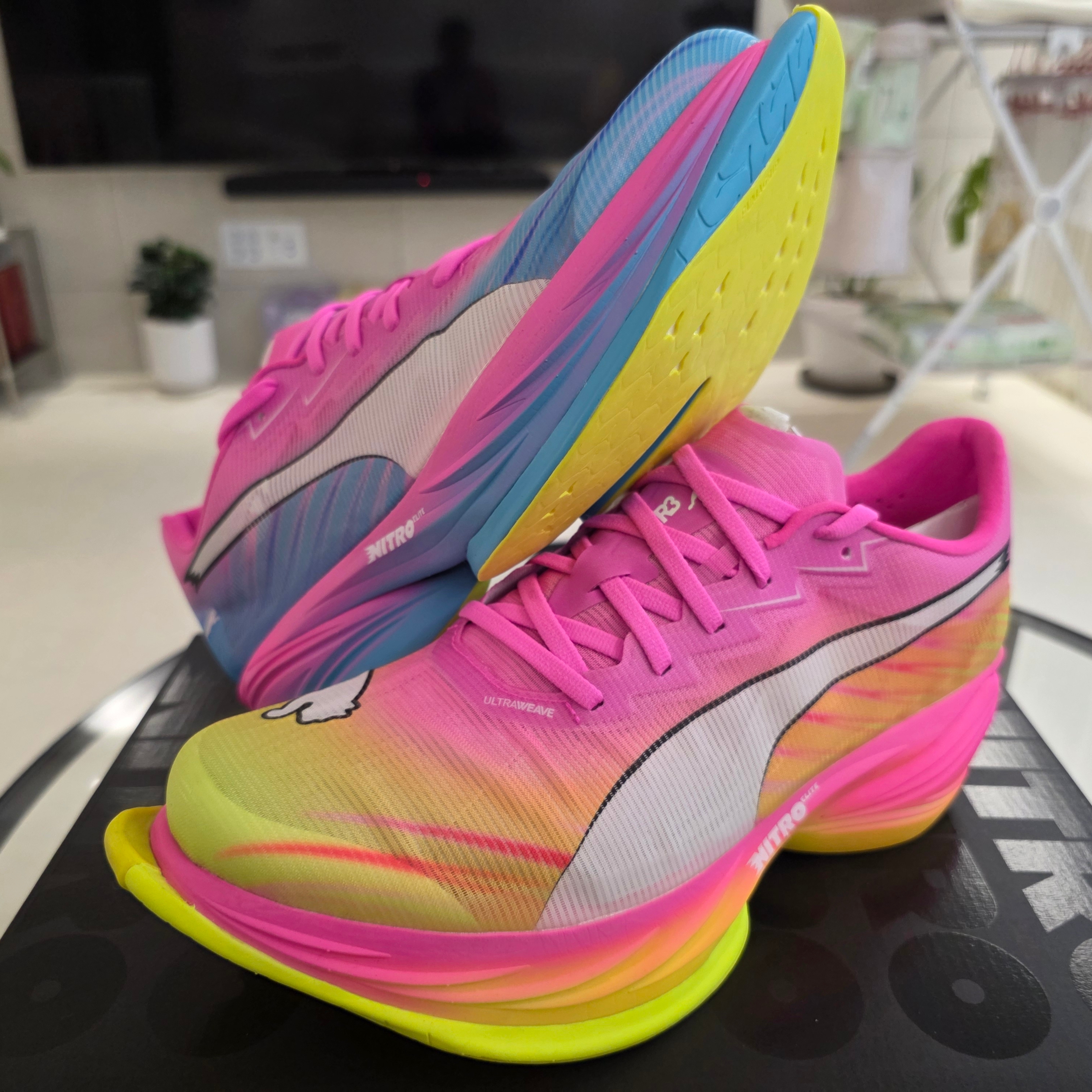 Puma Fast-R Nitro Elite 3 Poison Pink White 착용 스타일 - 1
