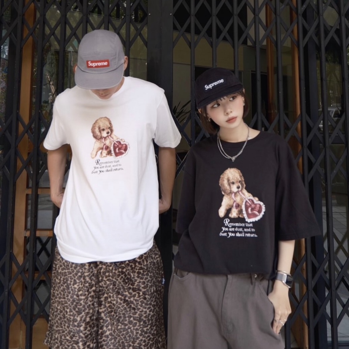 Supreme Dust T-Shirt Black - 25FW, Supreme Dust T-Shirt White - 25FW 착용 스타일