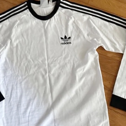 Adidas Adicolor Classics 3-Stripes Long Sleeve T-Shirt White - KR Sizing 착용 스타일