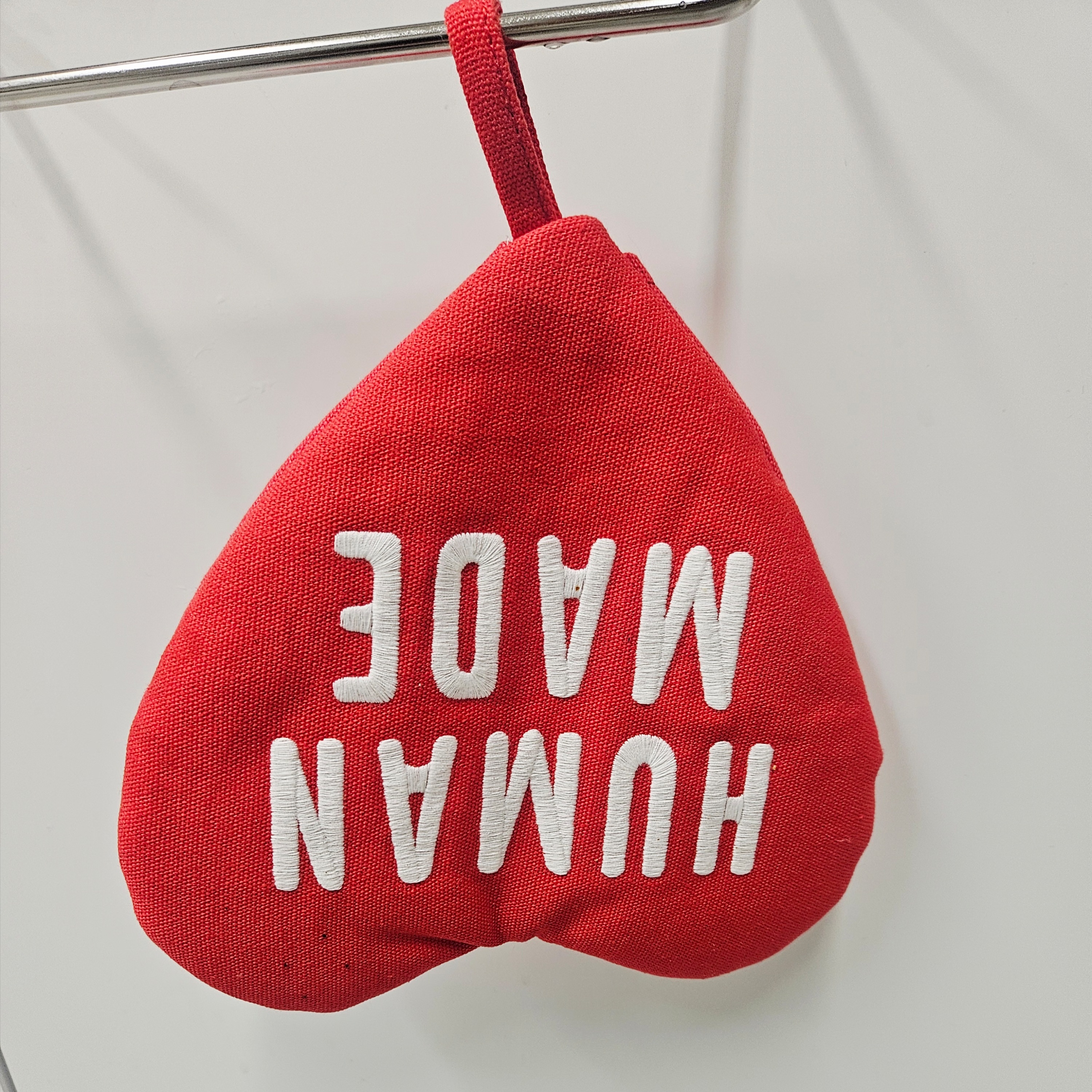 Human Made Heart Mitten Red 착용 스타일 - 1
