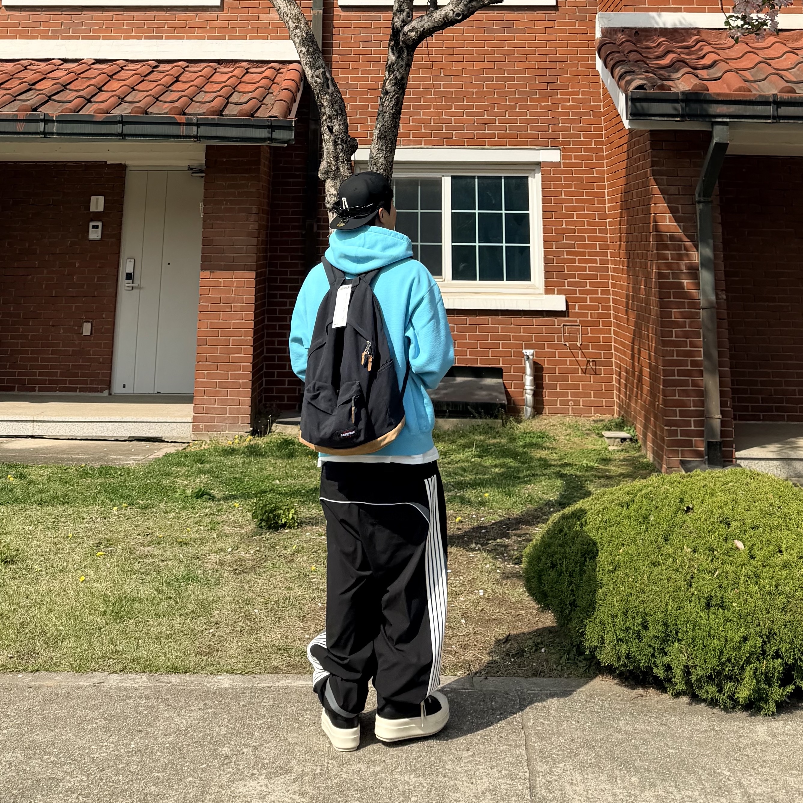 Supreme Small Box Zip Up Hooded Sweatshirt Light Blue - 26SS, STU X EASTPAK Padded PAK'R 80'S Black XL 착용 스타일 - 2