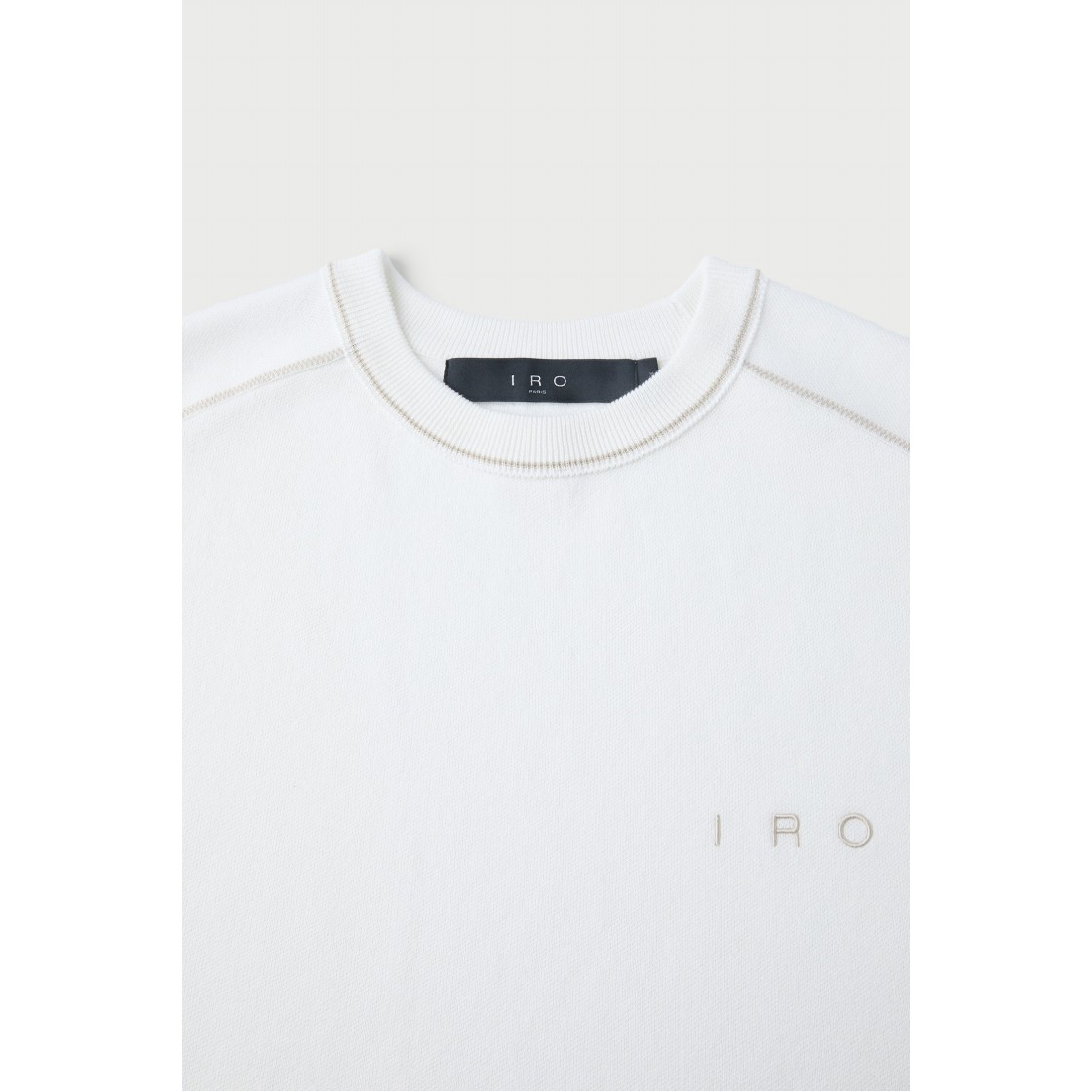 이로 라코르 반팔 강연 자수 배색 라운드넥 스웨터 화이트(Iro Raccord Short Sleeve Twisted Yarn Embroidery Contrast Round Neck Sweater White) - 4
