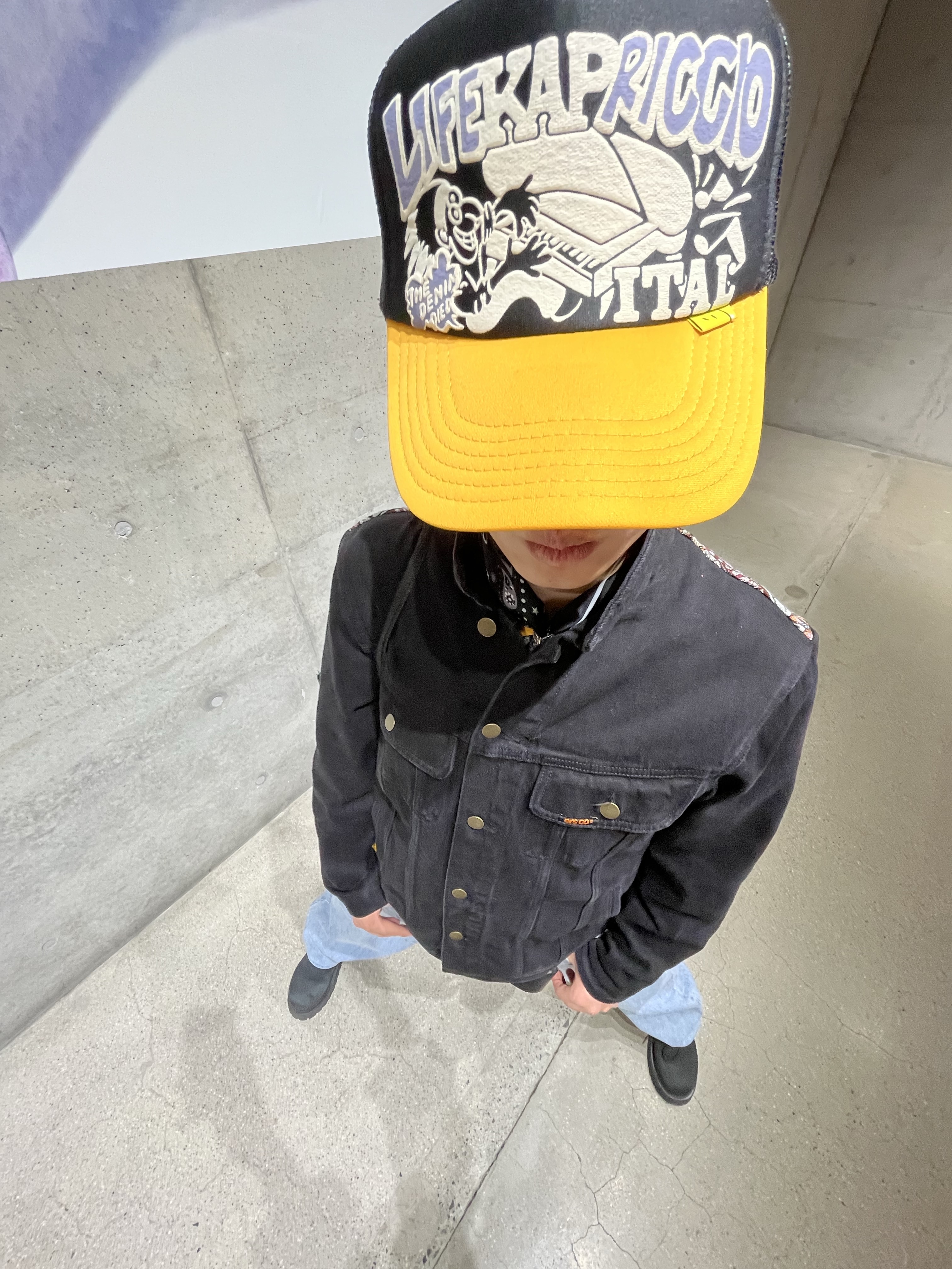 Kapital Life Kapriccio Pt Truck Cap Black Gold, LOSTGARDEN Route Black 착용 스타일 - 1