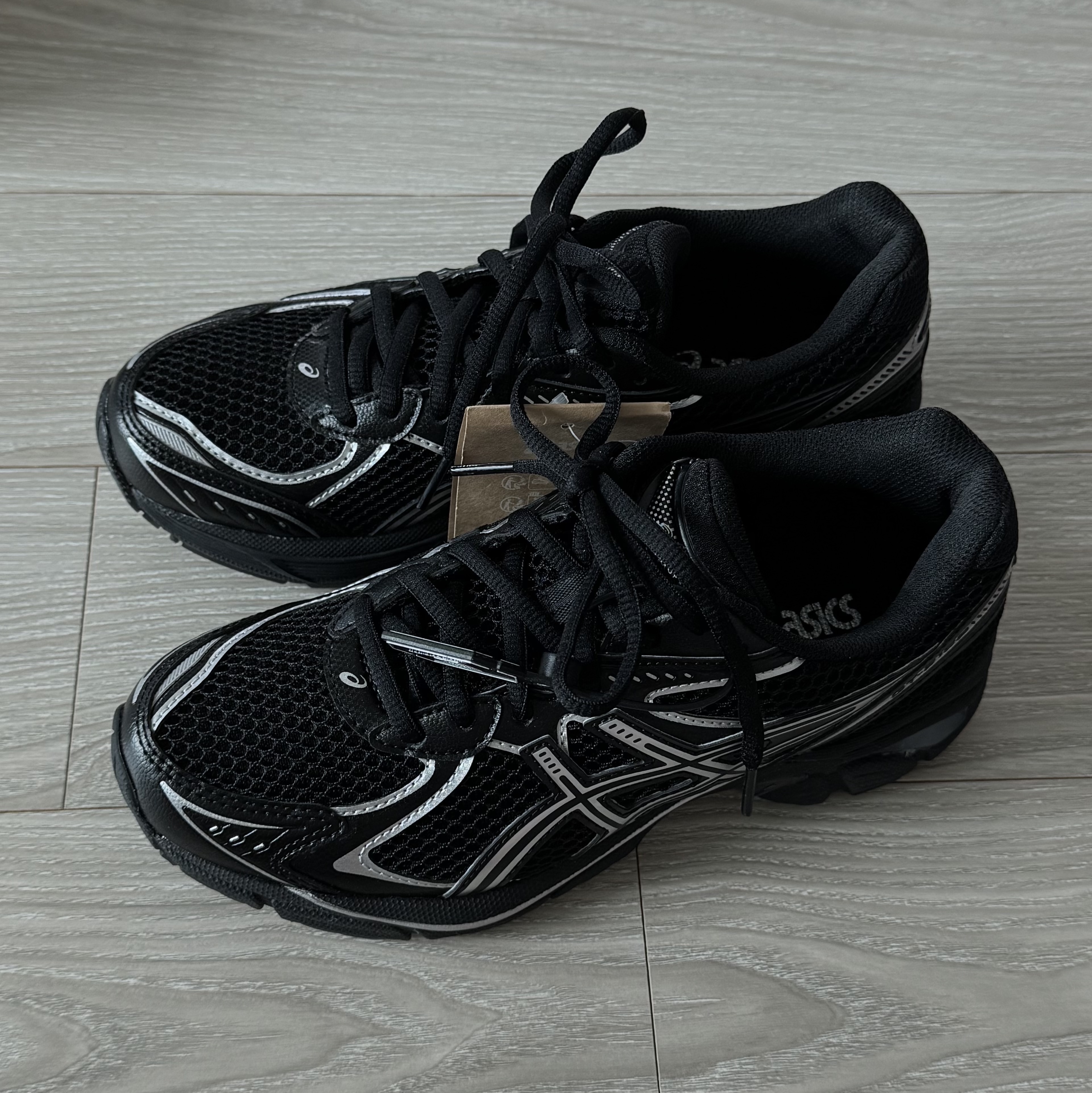 Asics GT-2160 Black Pure Silver 착용 스타일 - 2