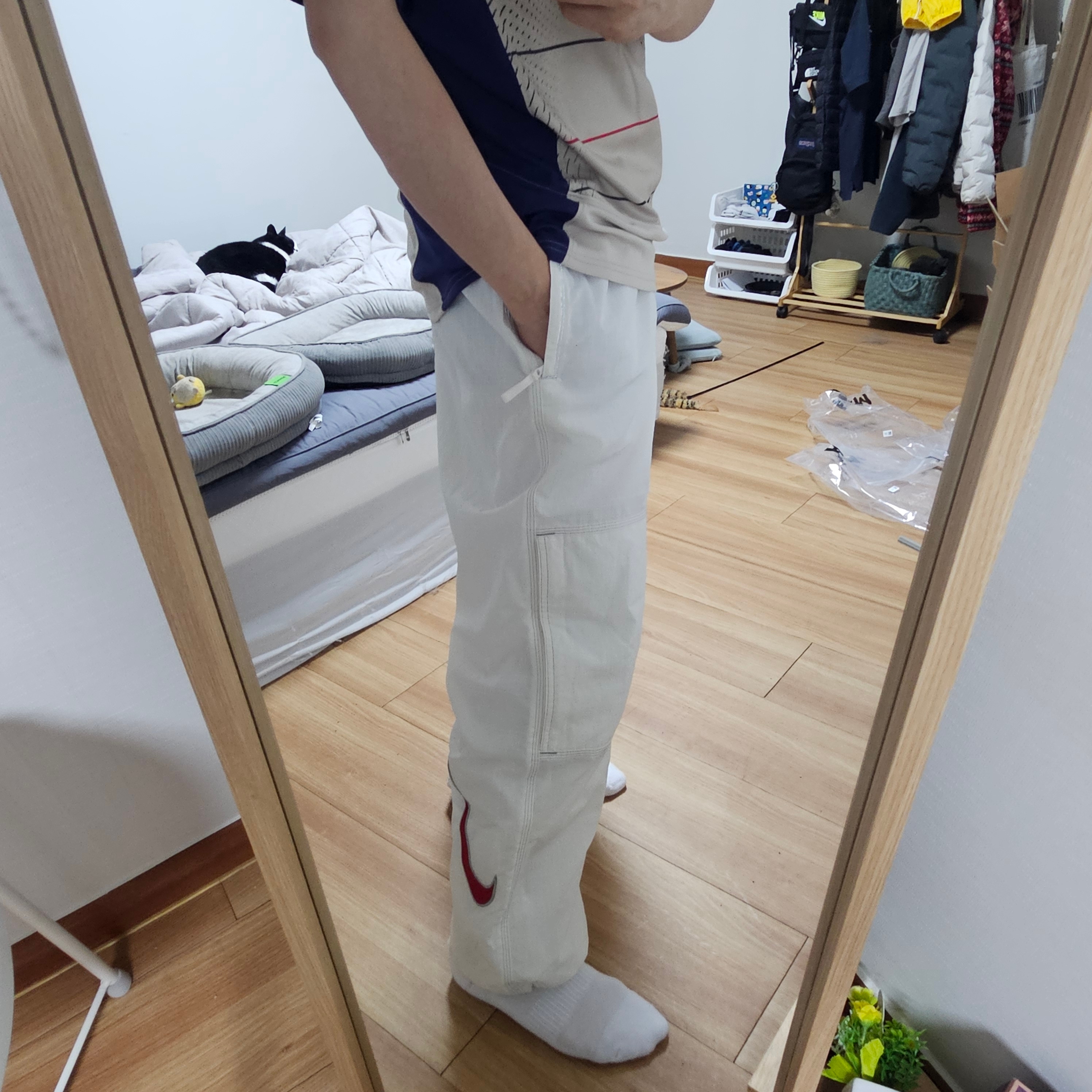 Supreme x Nike Ripstop Track Pants White - 24SS, Palace Pro Team 02 Shell Jacket Yellow - 24FW 착용 스타일 - 3