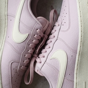 (W) Nike Air Force 1 '07 Next Nature Platinum Violet Coconut Milk 착용 스타일