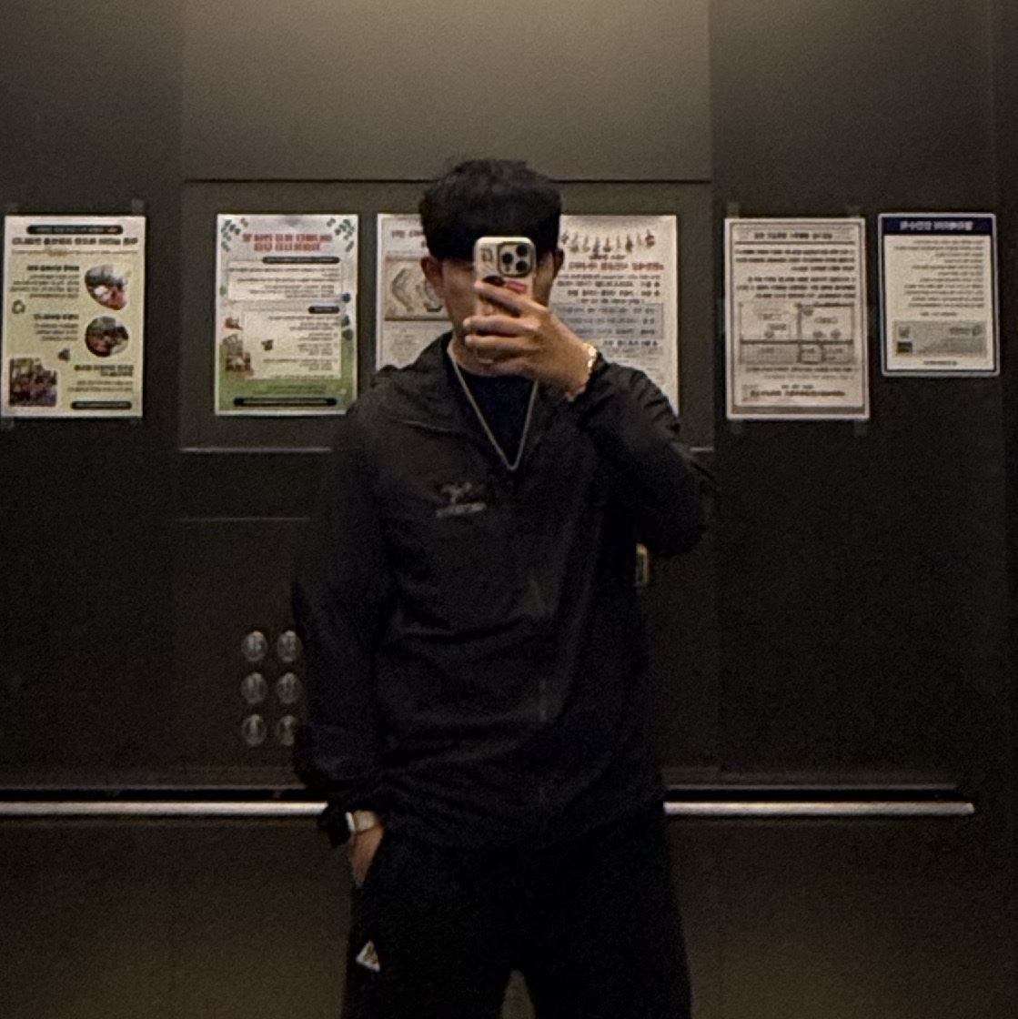 Arc'teryx Squamish Hoody Black 착용 스타일