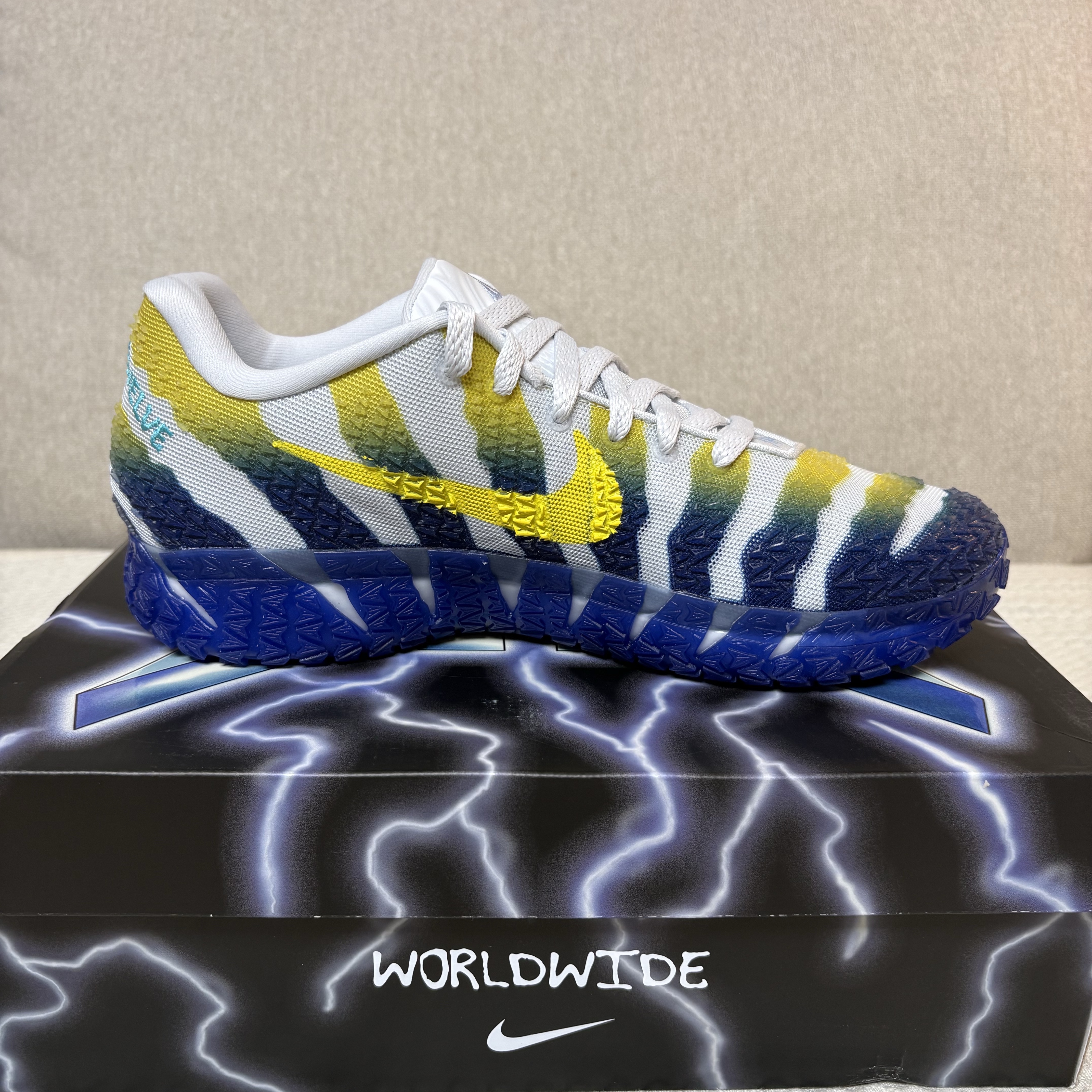 Nike Ja 3 EP Pure Platinum Deep Royal Blue 착용 스타일 - 3