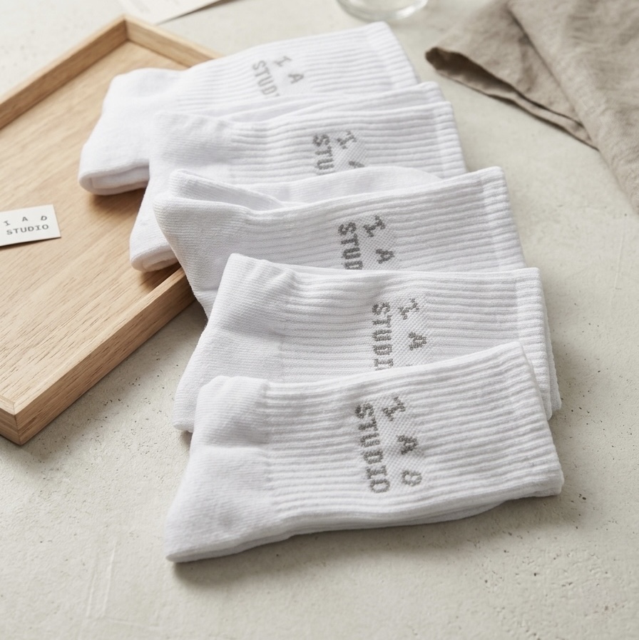 IAB Studio Socks White Gray (5 Pack) 착용 스타일